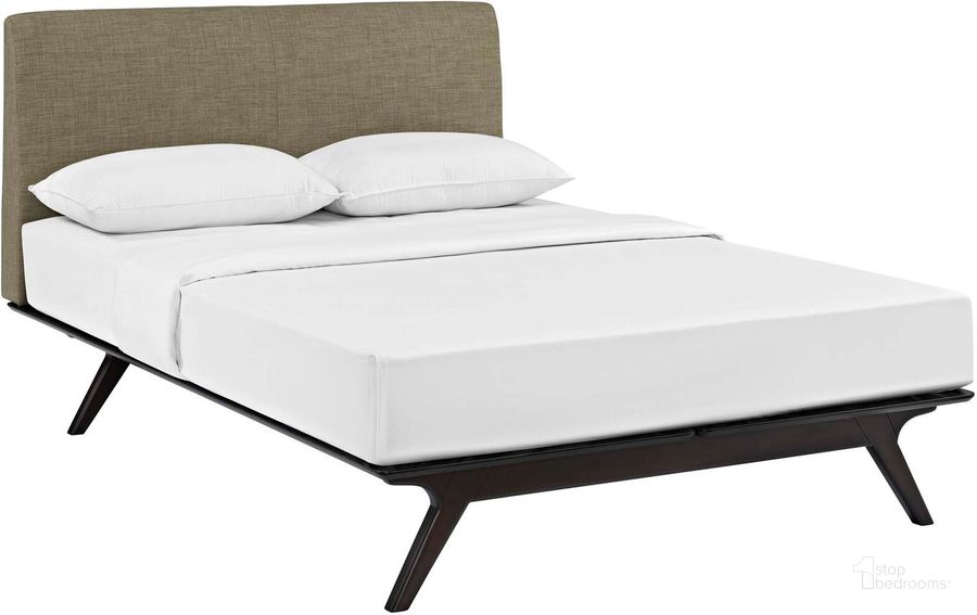 The appearance of Tracy Cappuccino Latte Queen Bed designed by Modway in the modern / contemporary interior design. This cappuccino latte piece of furniture  was selected by 1StopBedrooms from Tracy Collection to add a touch of cosiness and style into your home. Sku: MOD-5238-CAP-LAT. Bed Type: Platform Bed. Product Type: Platform Bed. Bed Size: Queen. Material: Rubberwood. Image1