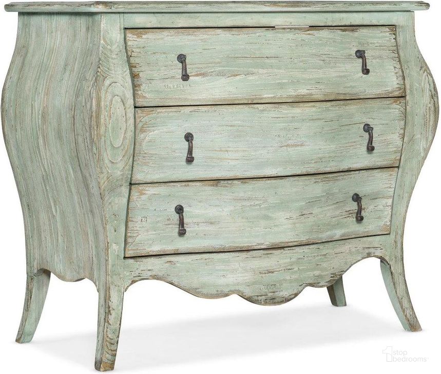 The appearance of Traditions Bachelors Chest designed by Hooker in the traditional interior design. This green piece of furniture  was selected by 1StopBedrooms from Traditions Collection to add a touch of cosiness and style into your home. Sku: 5961-90217-35. Material: Wood. Product Type: Chest. Image1