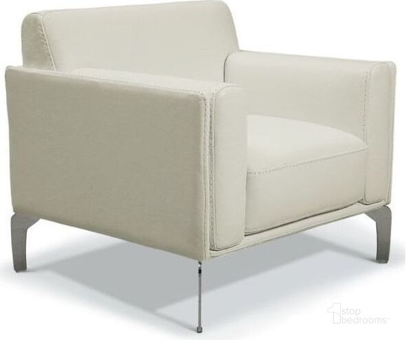 The appearance of Vania Light Grey Leather Accent Chair designed by Bellini Modern Living in the modern / contemporary interior design. This gray piece of furniture  was selected by 1StopBedrooms from Vania Collection to add a touch of cosiness and style into your home. Sku: Vania LGY. Product Type: Accent Chair.