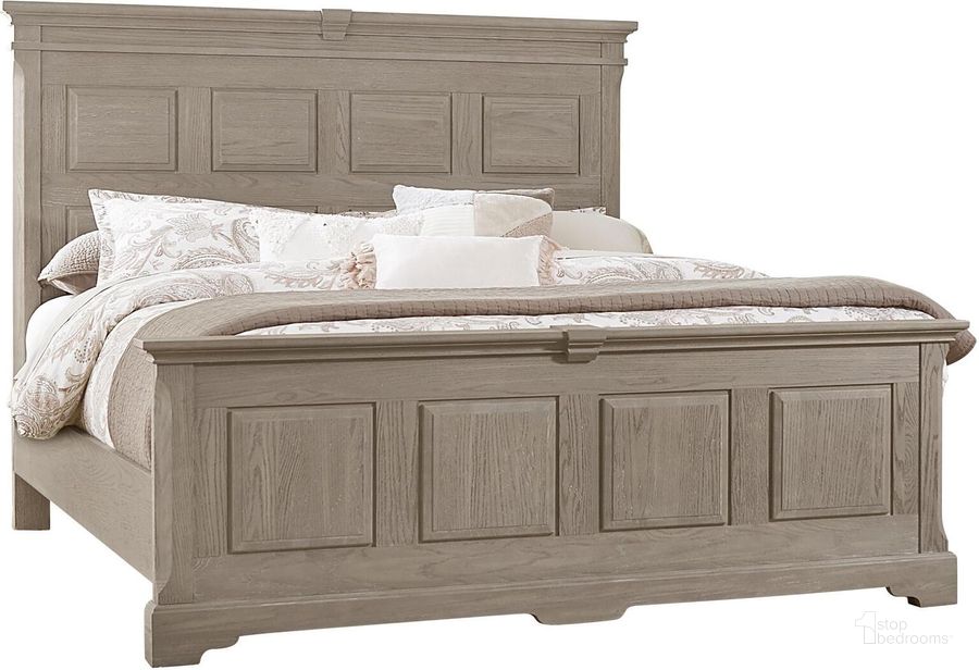 The appearance of Heritage King Mansion Bed In Aged White Oak designed by Artisan & Post in the modern / contemporary interior design. This gray piece of furniture  was selected by 1StopBedrooms from Heritage Collection to add a touch of cosiness and style into your home. Sku: 114-669;114-966;114-733;MS-MS2. Bed Type: Panel Bed. Material: Wood. Product Type: Panel Bed. Bed Size: King. Image1
