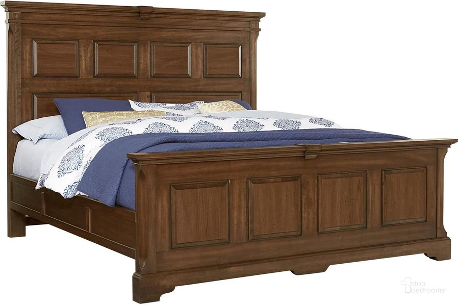 The appearance of Heritage Queen Mansion With Decorative Rails Bed In Amish Cherry designed by Artisan & Post in the modern / contemporary interior design. This cherry piece of furniture  was selected by 1StopBedrooms from Heritage Collection to add a touch of cosiness and style into your home. Sku: 110-559;110-955;110-822. Bed Type: Panel Bed. Material: Wood. Product Type: Panel Bed. Bed Size: Queen. Image1