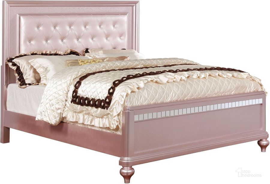 The appearance of Verrania Gold Twin Panel Bed designed by FineForm in the modern / contemporary interior design. This rose gold piece of furniture  was selected by 1StopBedrooms from Verrania Collection to add a touch of cosiness and style into your home. Sku: CM7171RG-T-HB;CM7170RG-T-FB;CM7170RG-T-R. Bed Type: Panel Bed. Material: Wood. Product Type: Panel Bed. Bed Size: Twin. Image1