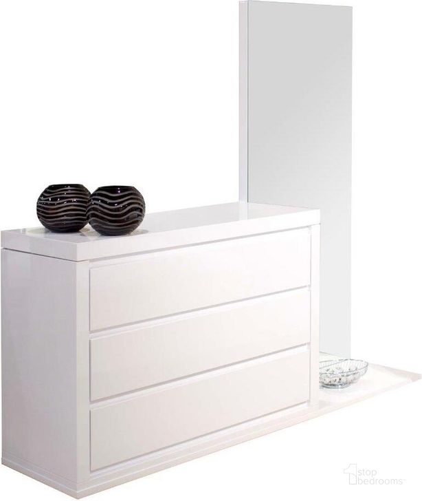 The appearance of Victoria White Lacquer Dresser With Mirror designed by Sharelle Furnishings in the modern / contemporary interior design. This white piece of furniture  was selected by 1StopBedrooms from Victoria Collection to add a touch of cosiness and style into your home. Sku: VICTORIA-WL-DRESSER. Product Type: Dresser. Image1
