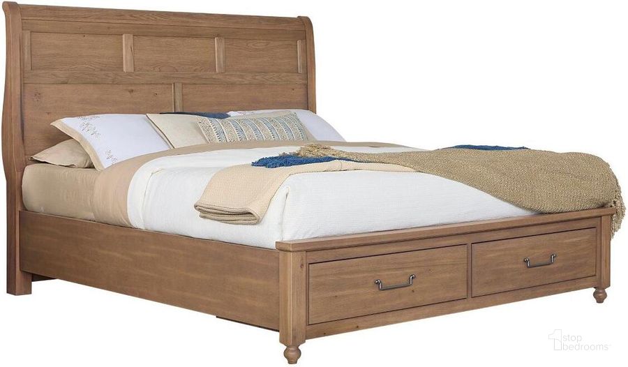 The appearance of Vista King Sleigh Storage Bed In Natural Oak designed by Vaughan Bassett in the transitional interior design. This natural oak piece of furniture  was selected by 1StopBedrooms from Vista Collection to add a touch of cosiness and style into your home. Sku: 771-663;771-066B;771-502;TT-666T. Bed Type: Storage Bed. Material: Wood. Product Type: Storage Bed. Bed Size: King. Image1