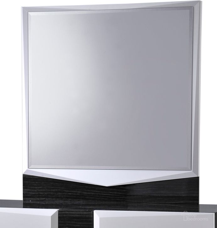 The appearance of Global Furniture Hudson Mirror in Zebra Grey/White designed by Global Furniture USA in the modern / contemporary interior design. This other colors piece of furniture  was selected by 1StopBedrooms from Hudson Collection to add a touch of cosiness and style into your home. Sku: HUDSON(988)-M. Material: Wood. Product Type: Dresser Mirror. Image1