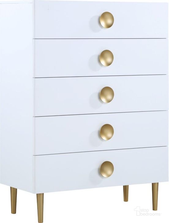The appearance of Zayne White Chest designed by Meridian in the modern / contemporary interior design. This white piece of furniture  was selected by 1StopBedrooms from Zayne Collection to add a touch of cosiness and style into your home. Sku: 842White-CH. Material: Wood. Product Type: Chest. Image1