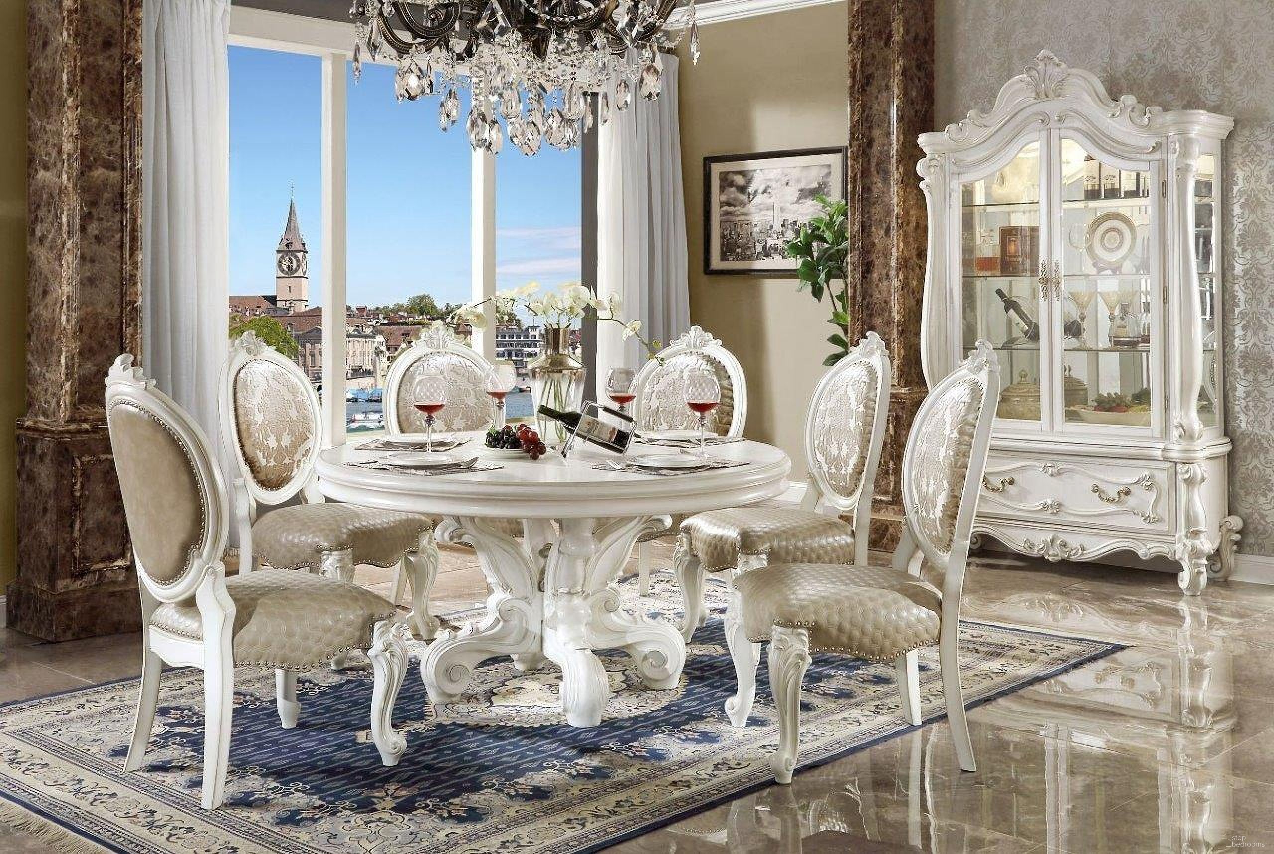 Versailles Collection