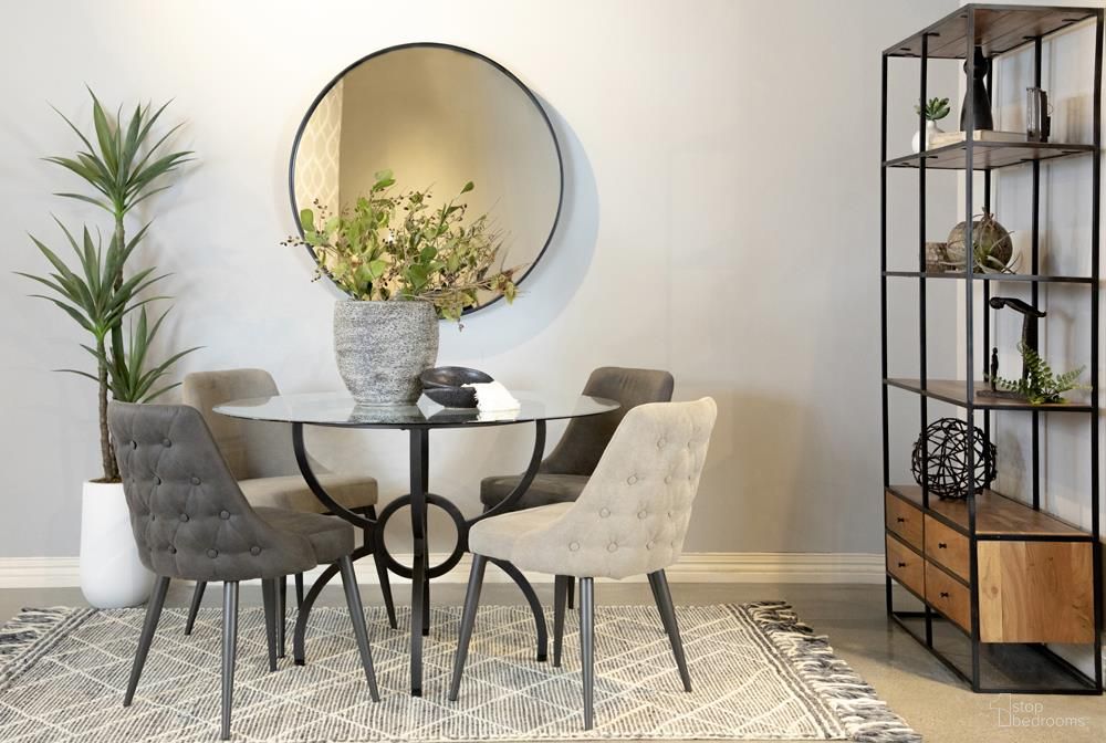 Aviano Collection