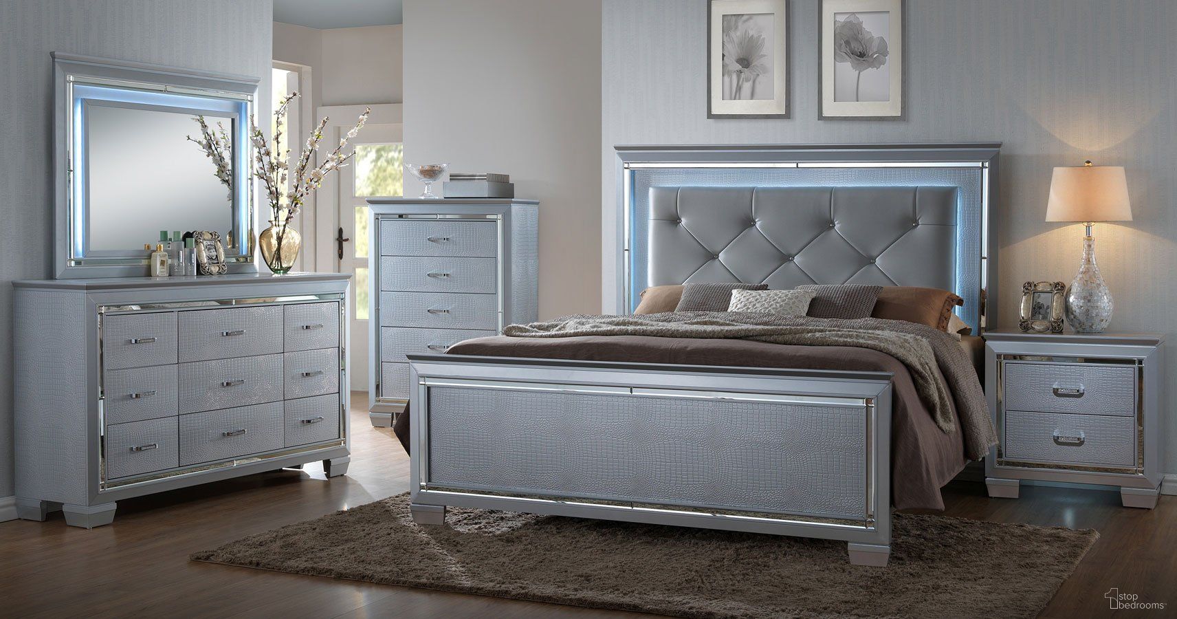 Lillian Collection