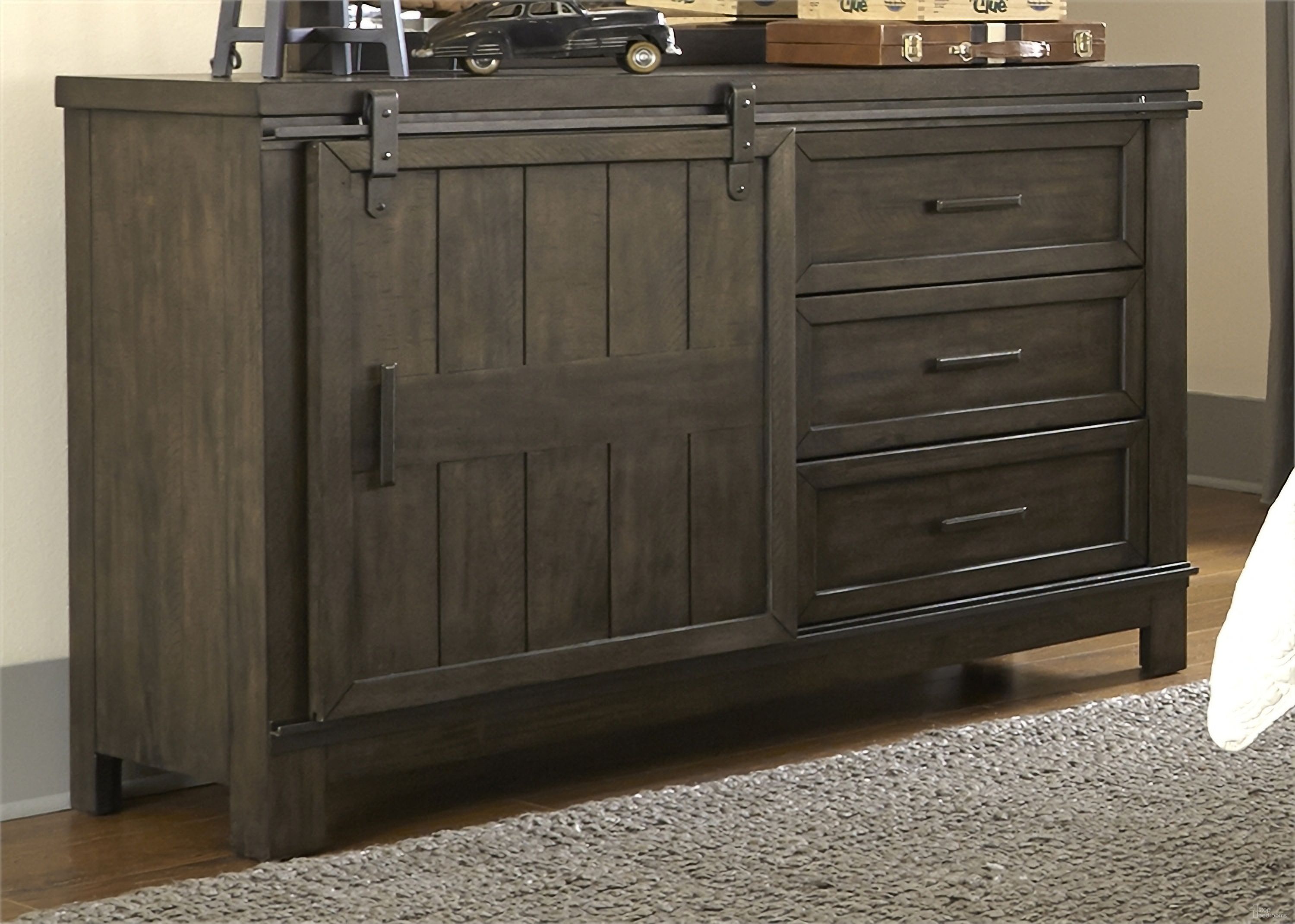 Thornwood Collection