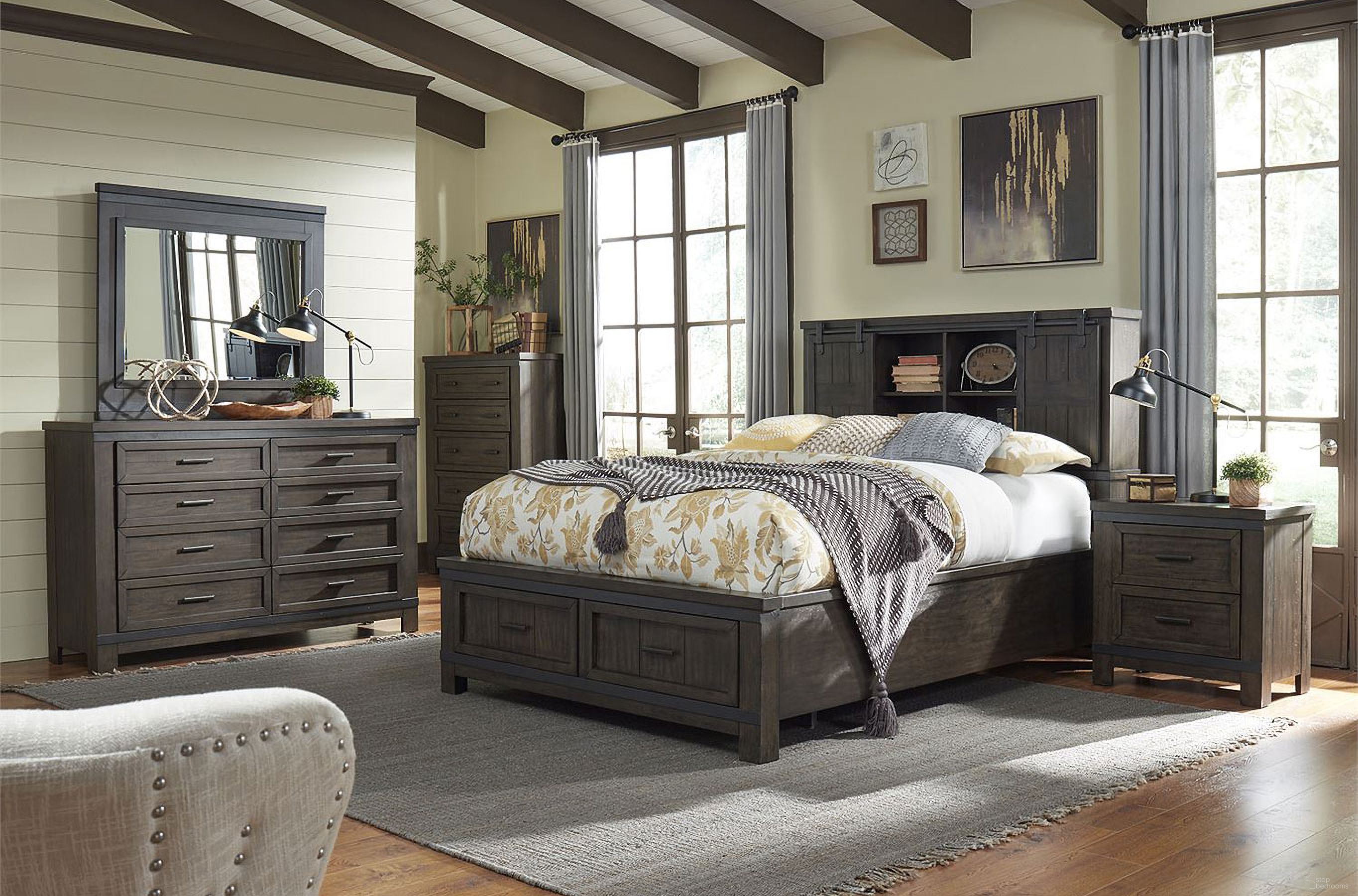 Thornwood Hills Collection