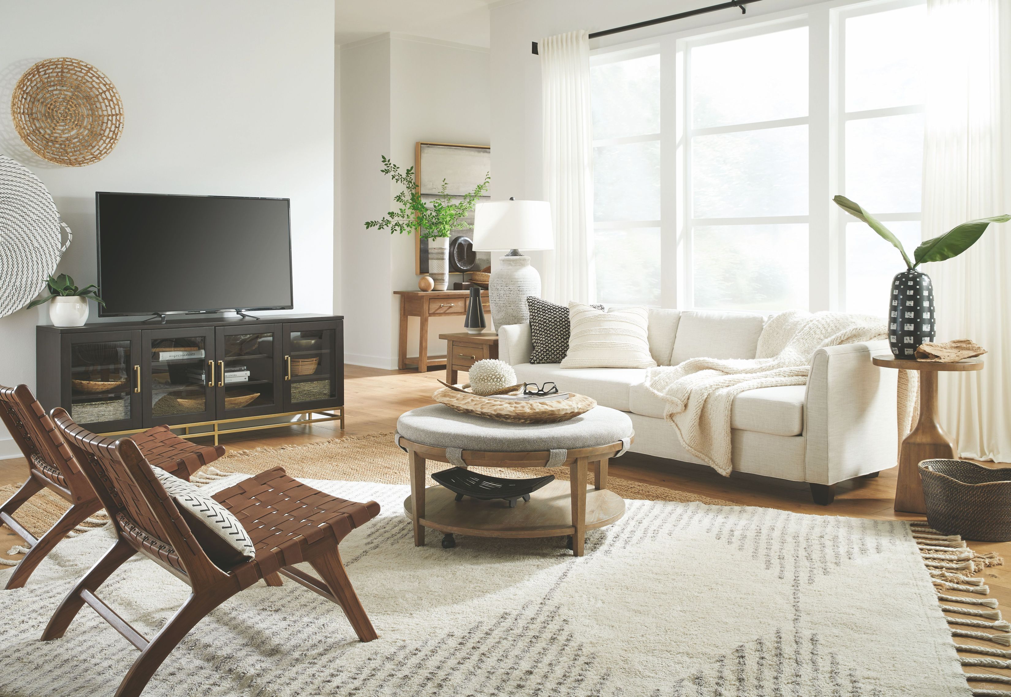 Lindon Collection