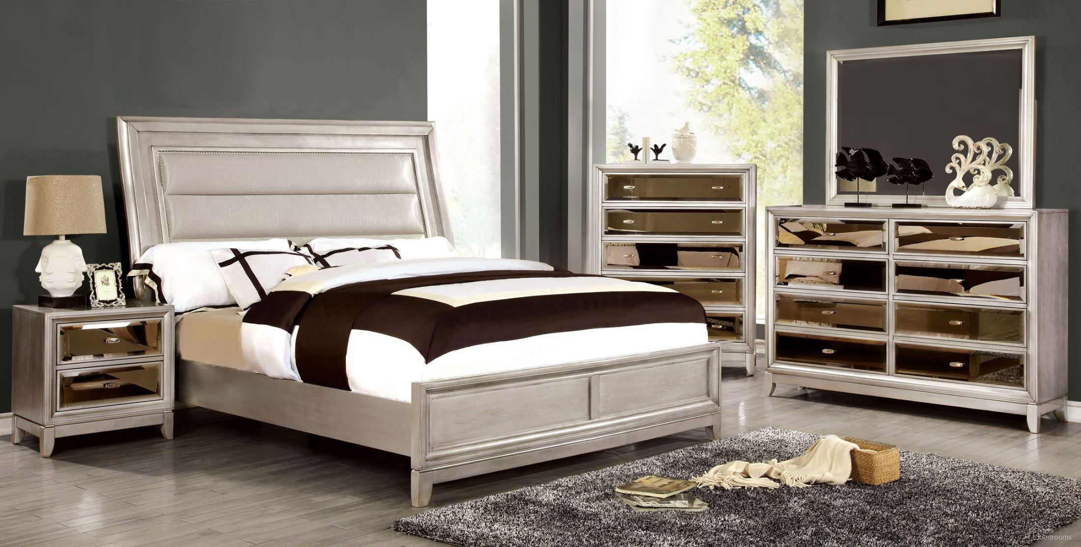 Golva Collection