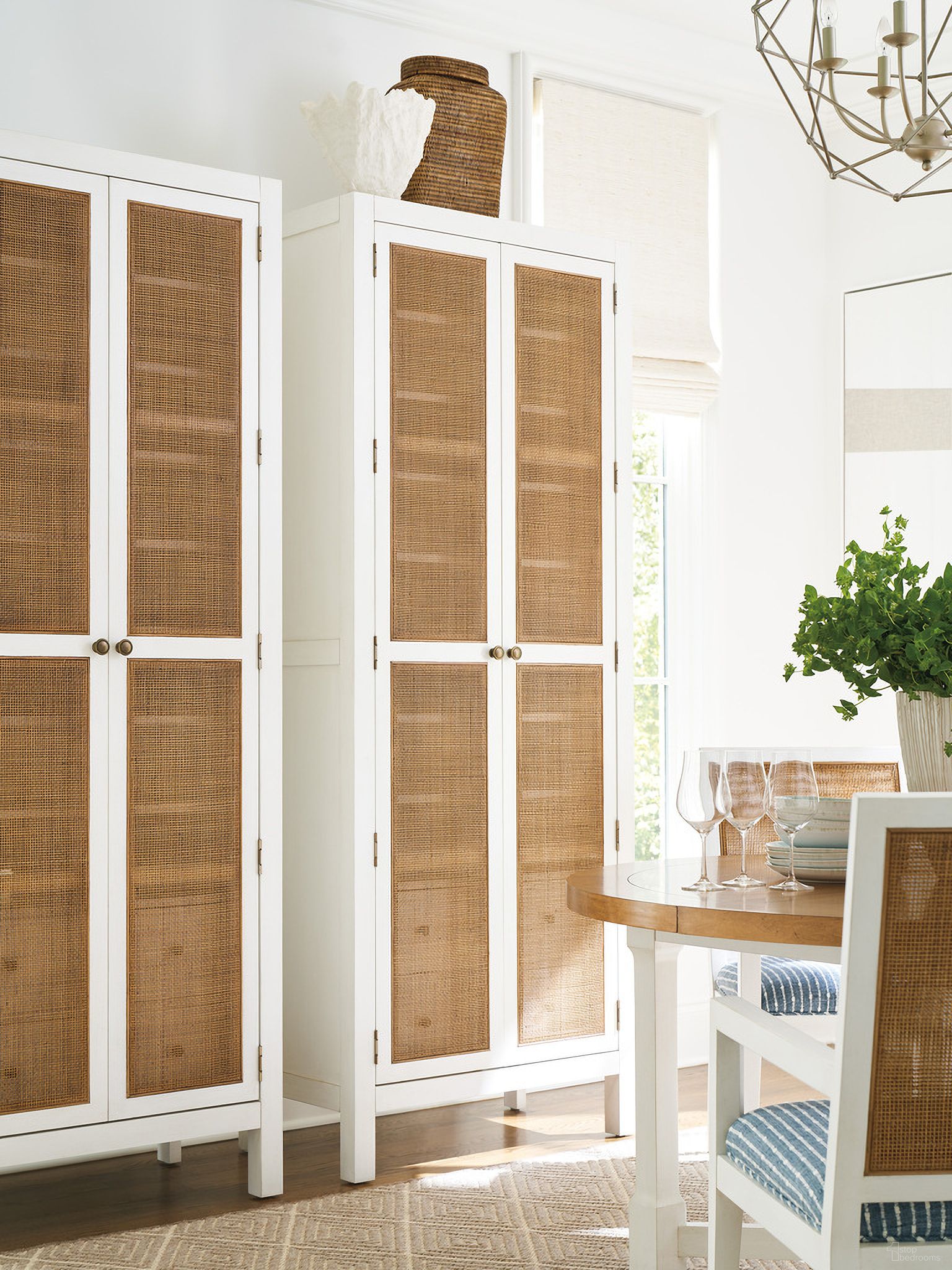 Laguna Collection