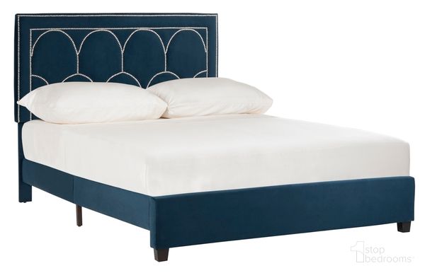 Solania Collection