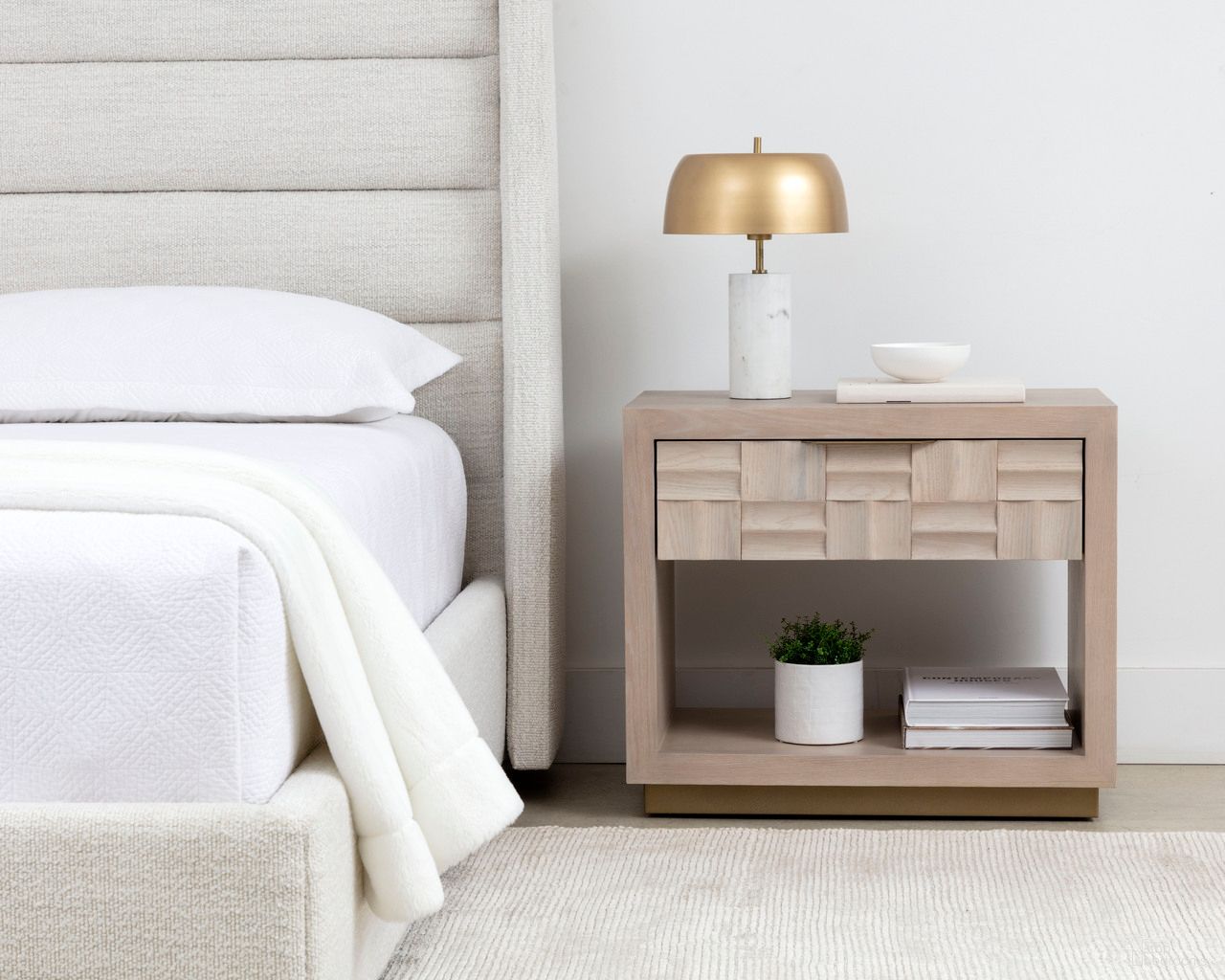 Akava Collection