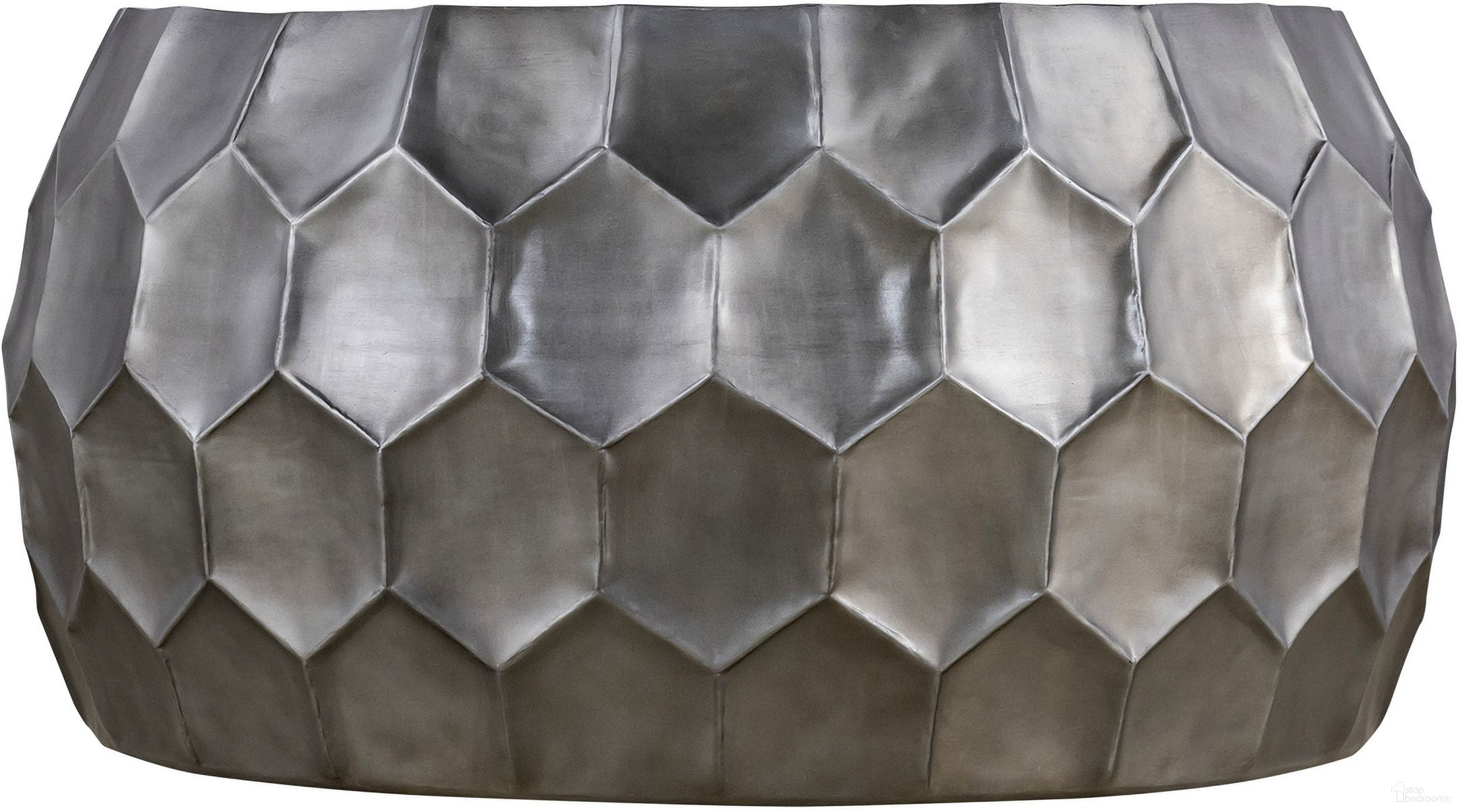 The appearance of 101 Coffee Table In Silver designed by Galaxy Home Furnishings in the modern / contemporary interior design. This silver piece of furniture was selected by 1StopBedrooms from 101 Collection to add a touch of cosiness and style into your home. Sku: 601955556330. Material: Metal.