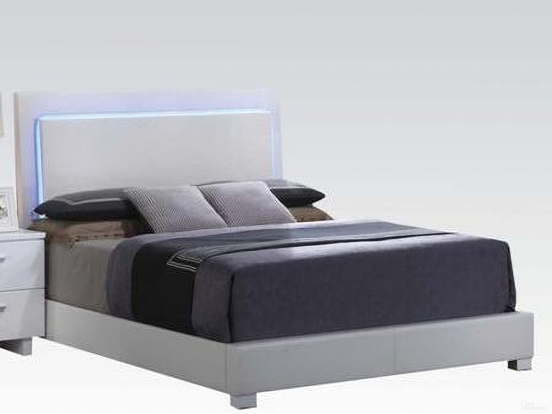 The appearance of Acme Furniture Lorimar Series Queen Size Bed designed by ACME in the modern / contemporary interior design. This white piece of furniture was selected by 1StopBedrooms from Lorimar Collection to add a touch of cosiness and style into your home. Sku: 22640Q-HB;22631Q-FR. Bed Type: Platform Bed. Material: Wood. Bed Size: Queen.
