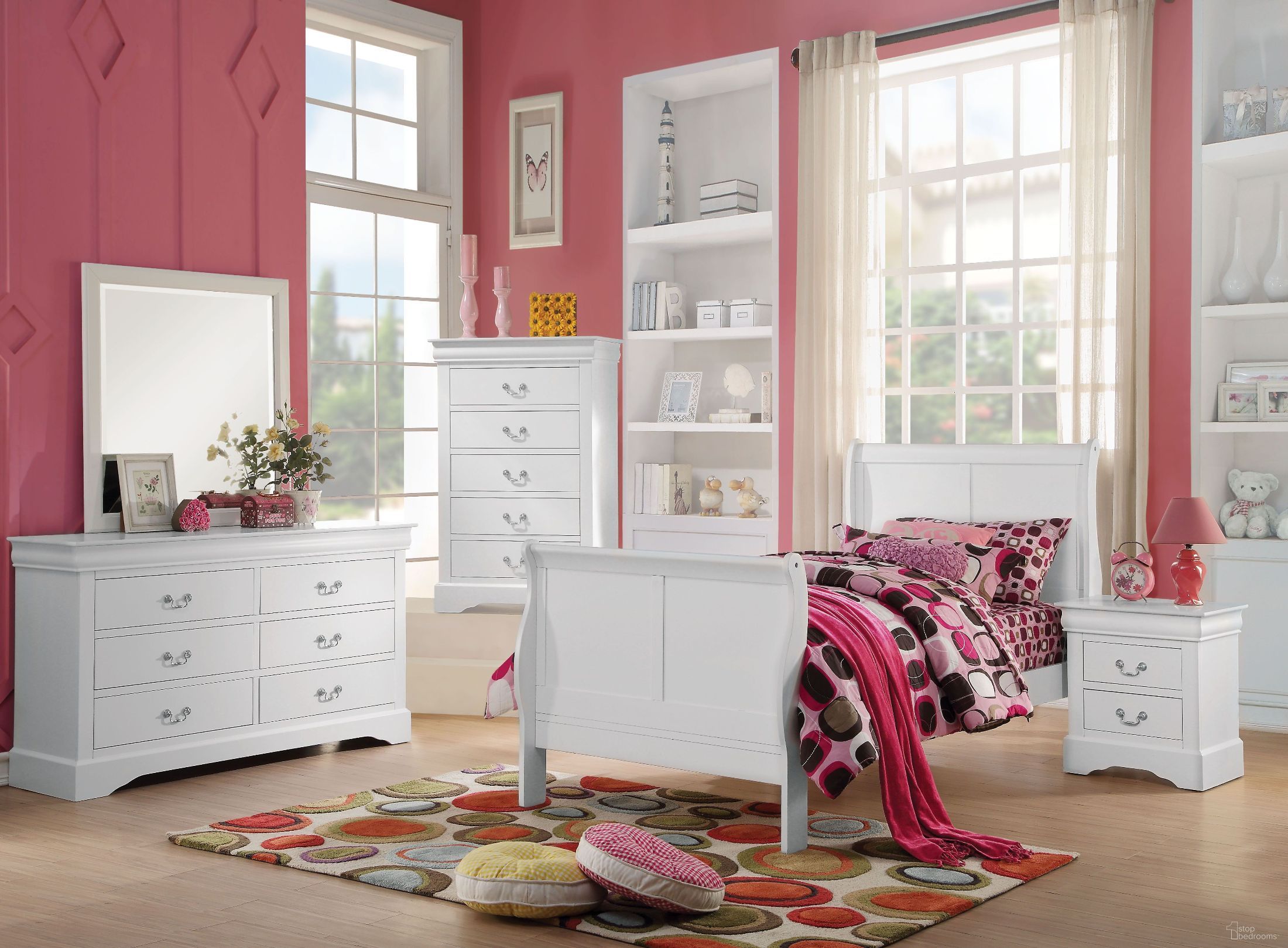 The appearance of Louis Philippe III White Youth Sleigh Bedroom Set designed by ACME in the transitional interior design. This white piece of furniture was selected by 1StopBedrooms from Louis Philippe Iii Collection to add a touch of cosiness and style into your home. Sku: 24515T-HF;24516T-R;24503. Bed Type: Sleigh Bed. Material: Wood. Bed Size: Twin.