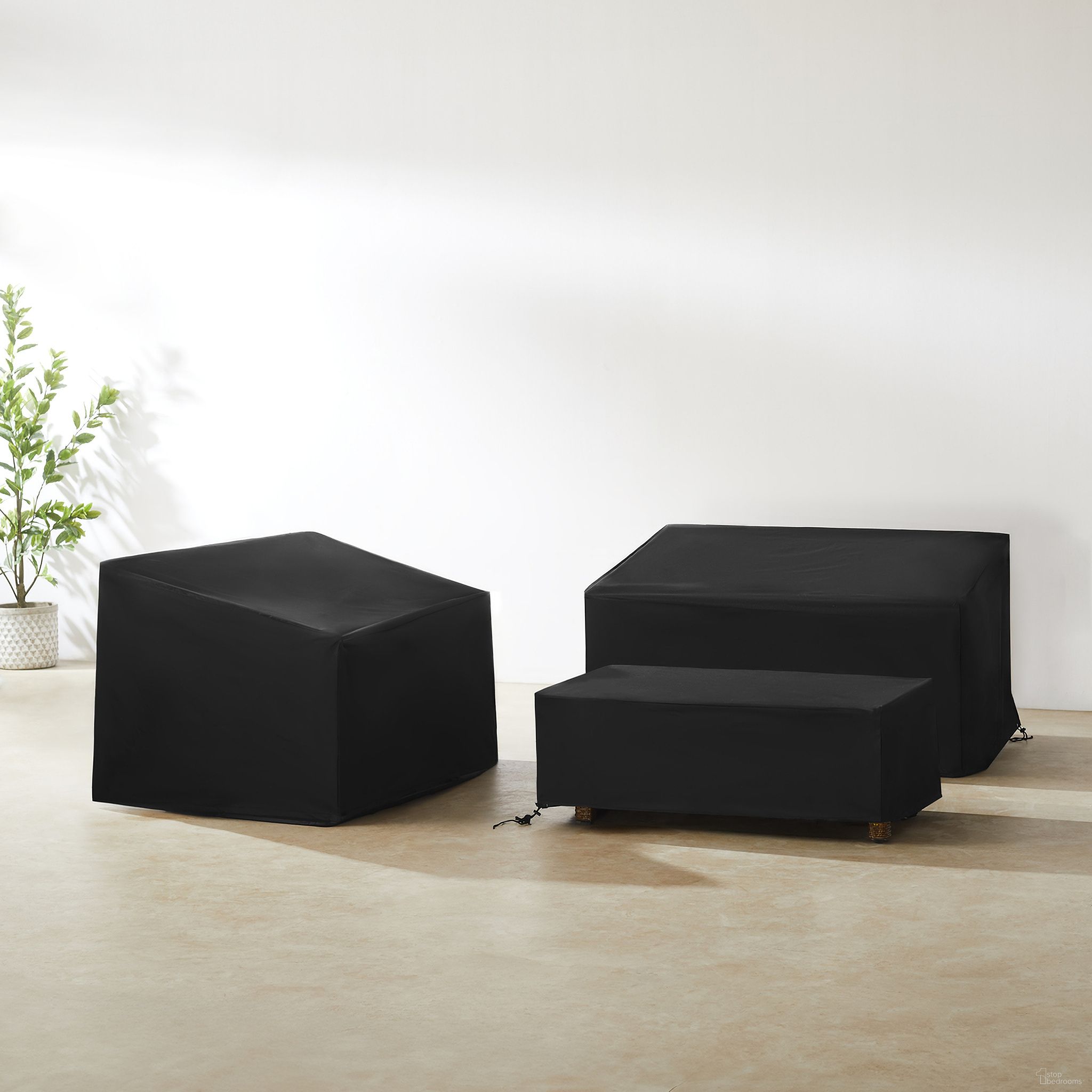 The appearance of 3 Piece Outdoor Furniture Cover Set In Black designed by Crosley Brands in the modern / contemporary interior design. This black piece of furniture was selected by 1StopBedrooms from Furniture Covers Collection to add a touch of cosiness and style into your home. Sku: CO7501-BK;CO7501-BK;CO7502-BK. Material: PVC.