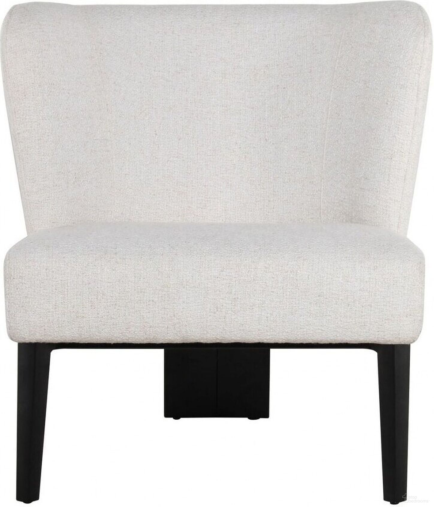 The appearance of 30 Inch Upholstered Wingback Chair In Gray and Black designed by Homeroots in the transitional interior design. This gray and black piece of furniture was selected by 1StopBedrooms from to add a touch of cosiness and style into your home. Sku: 473842. Material: Fabric.