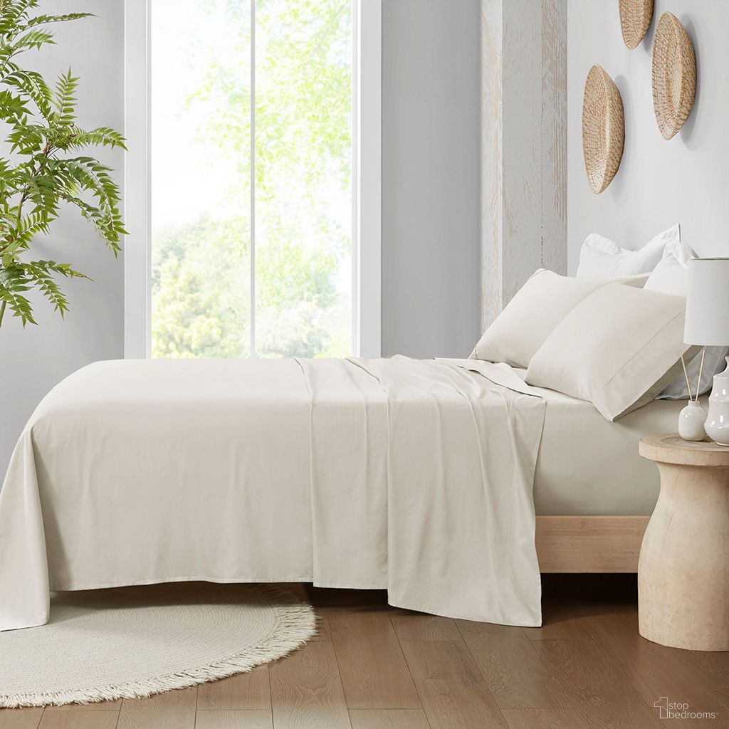 The appearance of 300 Thread Count Organic Cotton Deep Pocket 4 Piece Queen Sheet Set In Ivory designed by Olliix in the transitional interior design. This ivory piece of furniture was selected by 1StopBedrooms from 300 Thread Count Organic Cotton Collection to add a touch of cosiness and style into your home. Sku: MP20-8253. Bed Size: Queen. Material: Cotton.