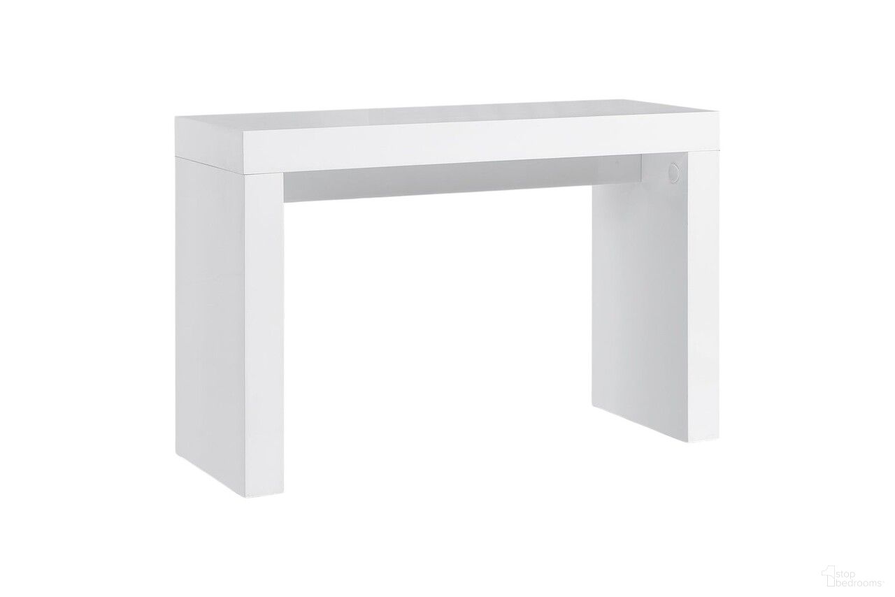 The appearance of 47 Inch Wood Block Console Table In White designed by Homeroots in the modern / contemporary interior design. This white piece of furniture was selected by 1StopBedrooms from to add a touch of cosiness and style into your home. Sku: 555123. Material: Wood.