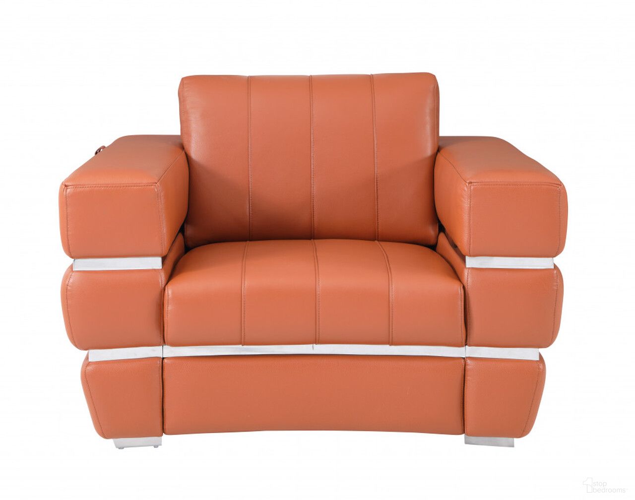 The appearance of 48 Inch Italian Leather Arm Chair In Camel and Silver designed by Homeroots in the modern / contemporary interior design. This camel and silver piece of furniture  was selected by 1StopBedrooms from  to add a touch of cosiness and style into your home. Sku: 476503. Material: Genuine Leather.