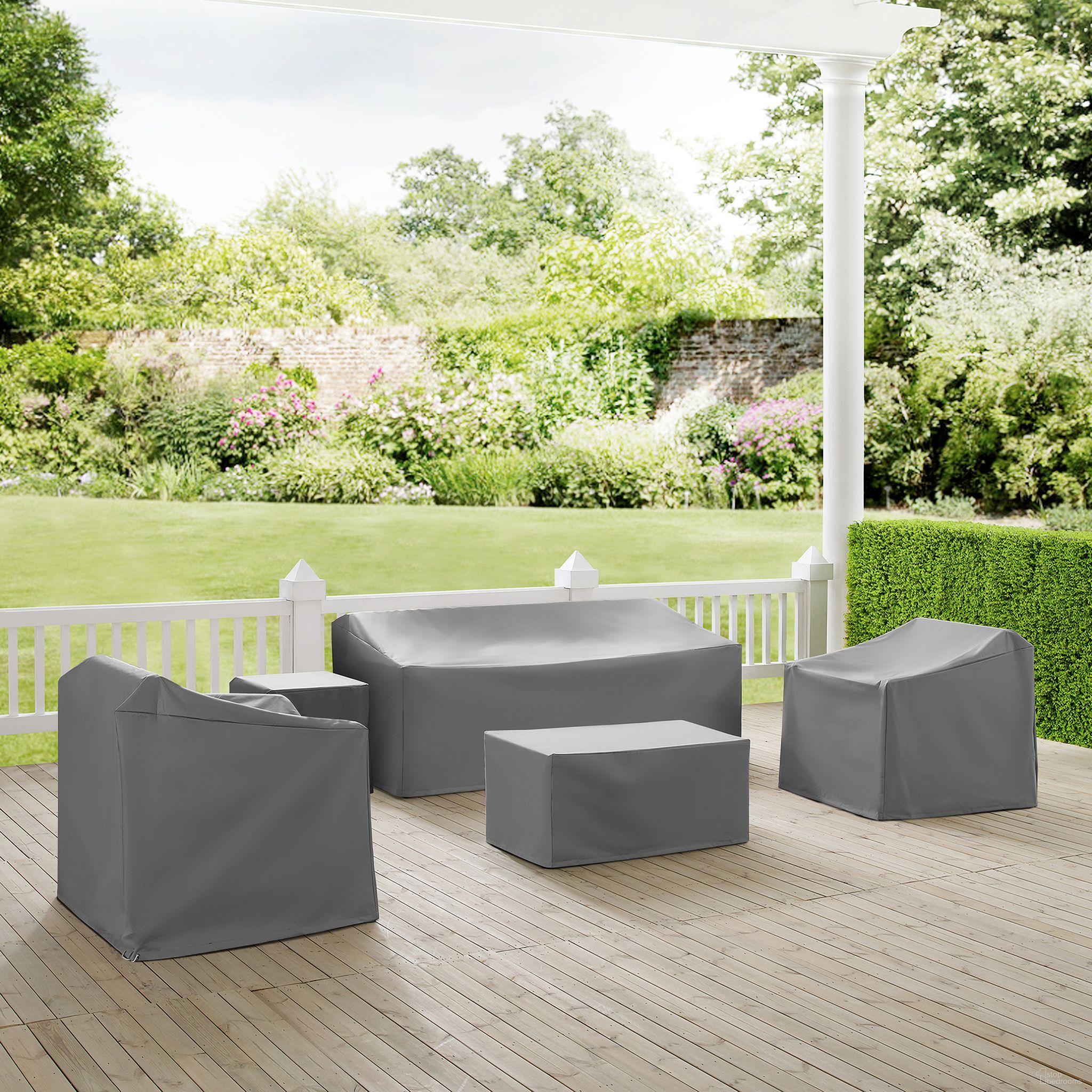 The appearance of 5 Piece Outdoor Furniture Cover Set In Gray designed by Crosley Brands in the modern / contemporary interior design. This gray piece of furniture was selected by 1StopBedrooms from Furniture Covers Collection to add a touch of cosiness and style into your home. Sku: CO7504-GY;CO7500-GY;CO7500-GY;CO7503-GY;CO7502-GY. Material: PVC.