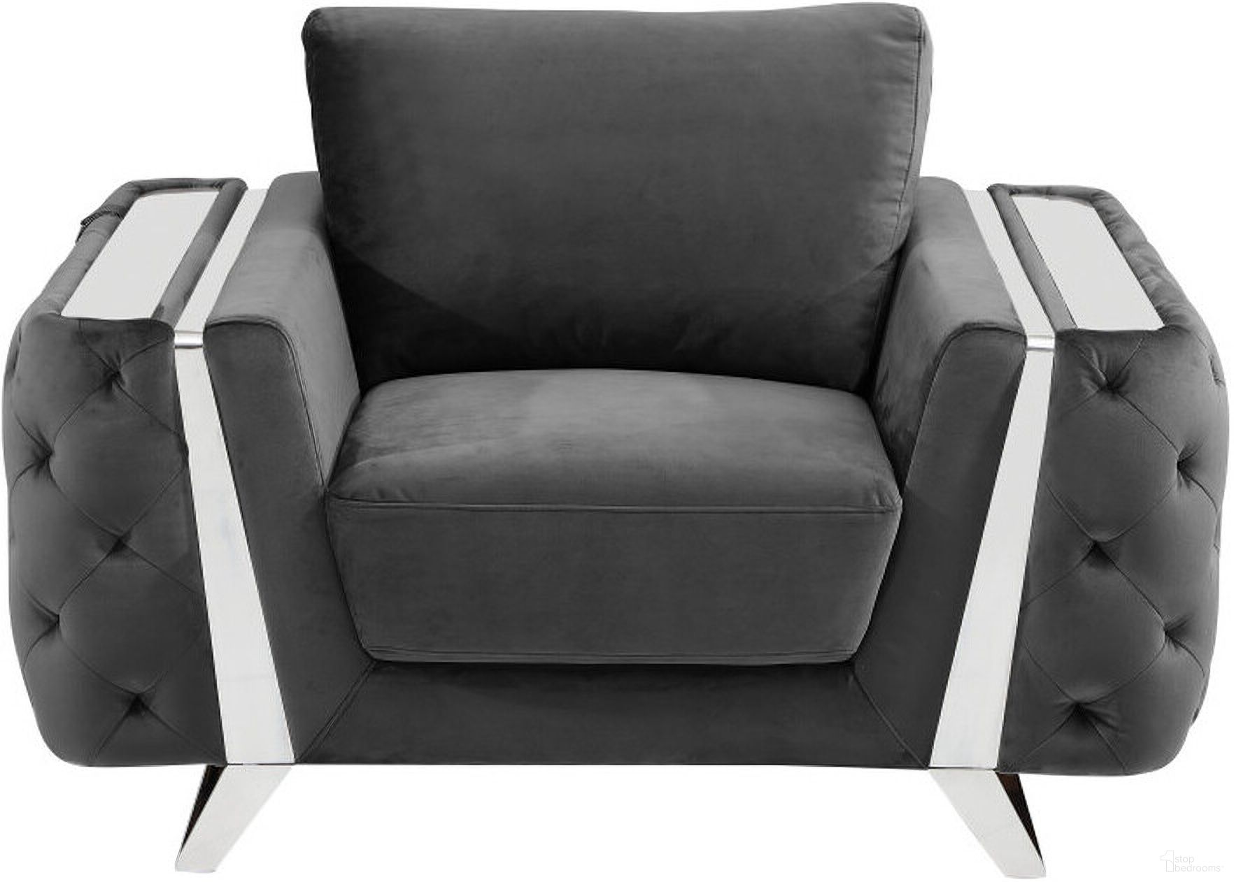 The appearance of 50 Inch Velvet Tufted Club Chair In Dark Gray and Silver designed by Homeroots in the modern / contemporary interior design. This dark gray/silver piece of furniture was selected by 1StopBedrooms from to add a touch of cosiness and style into your home. Sku: 518575. Material: Velvet.