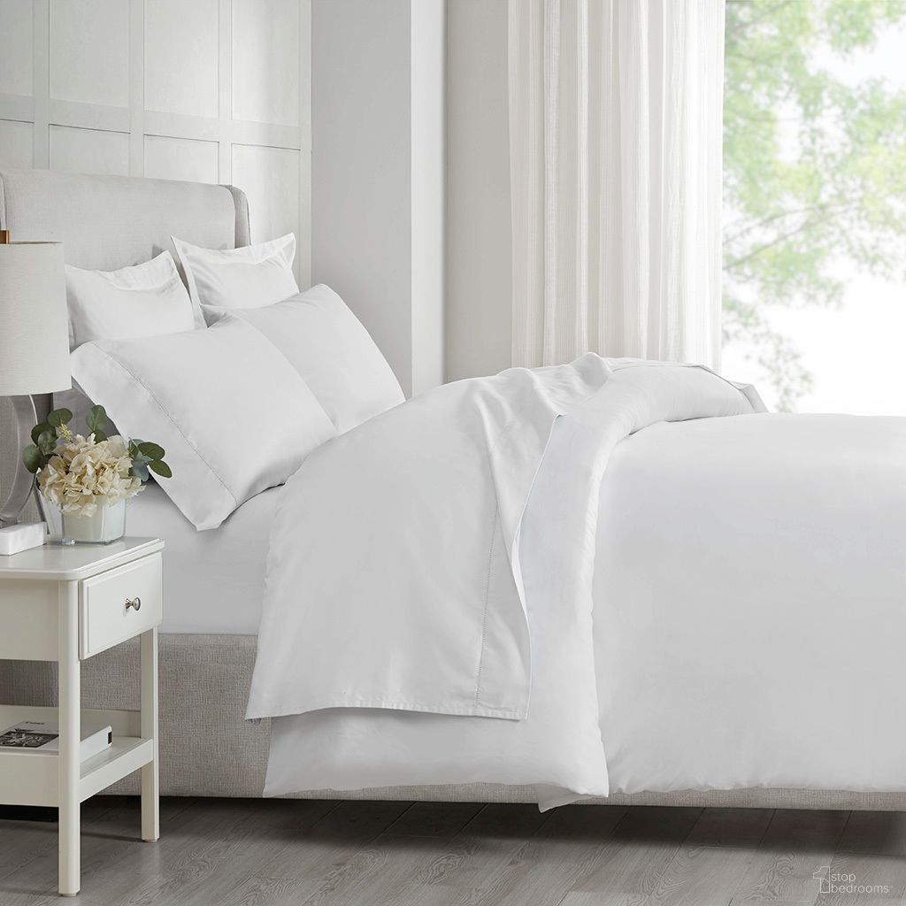 The appearance of 500 Thread Count Egyptian Cotton Deep Pocket 4 Piece Queen Sheet Set In White designed by Olliix in the glam interior design. This white piece of furniture  was selected by 1StopBedrooms from 500 Thread Count Egyptian Cotton Collection to add a touch of cosiness and style into your home. Sku: MP20-8221. Bed Size: Queen. Material: Cotton.