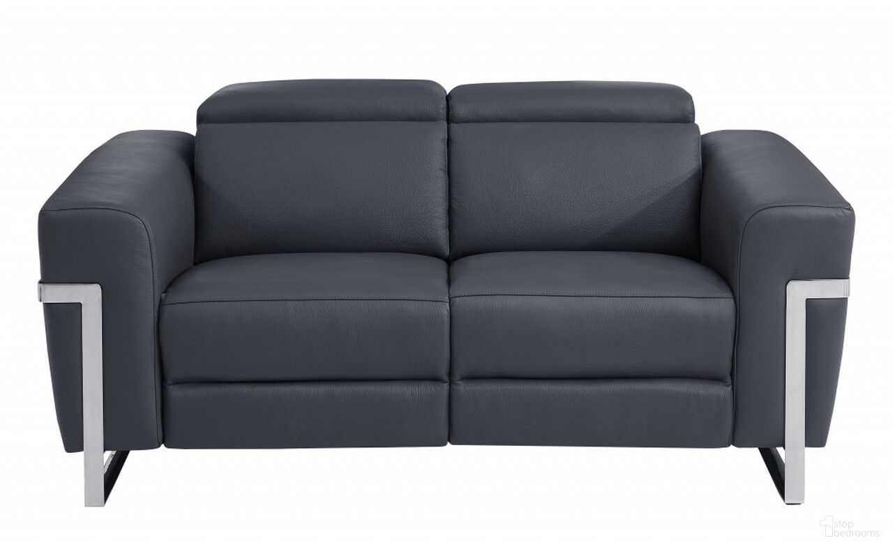 The appearance of 65 Inch Italian Leather Power Reclining Loveseat In Grey and Silver designed by Homeroots in the modern / contemporary interior design. This grey and silver piece of furniture  was selected by 1StopBedrooms from  to add a touch of cosiness and style into your home. Sku: 482200. Material: Genuine Leather.