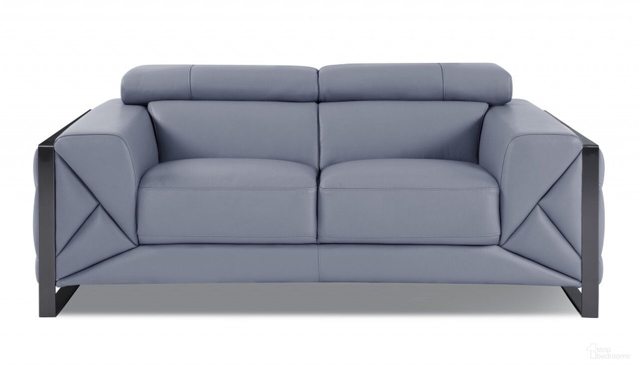 The appearance of 75 Inch Italian Leather Loveseat In Black and Light Blue designed by Homeroots in the modern / contemporary interior design. This black/light blue piece of furniture  was selected by 1StopBedrooms from  to add a touch of cosiness and style into your home. Sku: 477563. Material: Genuine Leather.