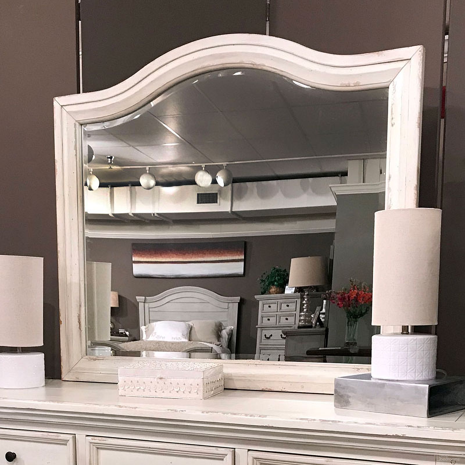 The appearance of Stonebrook Landscape Mirror (Antique White) designed by American Woodcrafters in the transitional interior design. This antique white piece of furniture was selected by 1StopBedrooms from Stonebrook Collection to add a touch of cosiness and style into your home. Sku: 7810-040. Material: Wood.