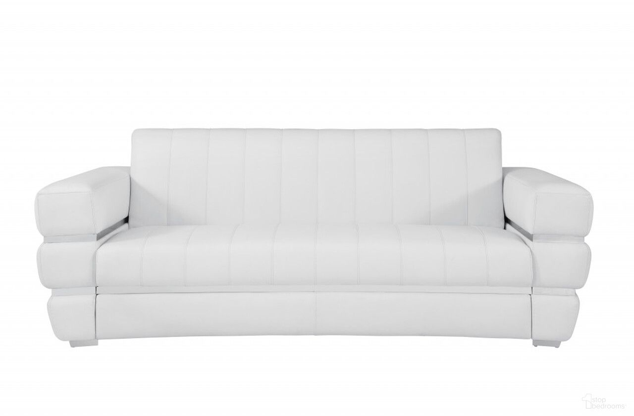 The appearance of 89 Inch Italian Leather Sofa with Silver Legs In White designed by Homeroots in the modern / contemporary interior design. This white piece of furniture  was selected by 1StopBedrooms from  to add a touch of cosiness and style into your home. Sku: 476522. Material: Genuine Leather.