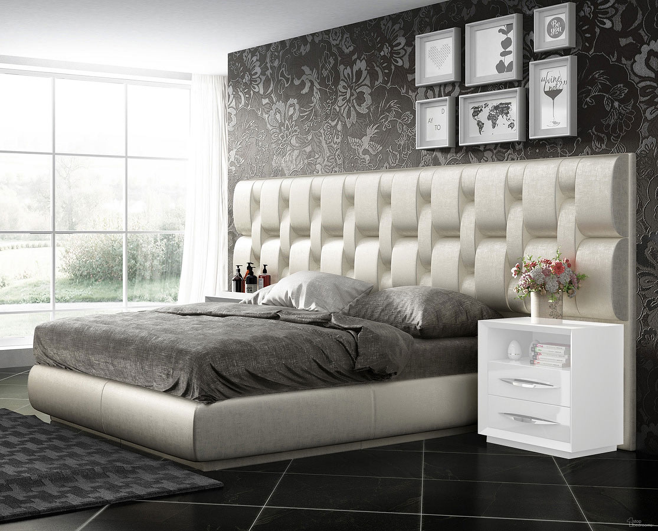 The appearance of Emporio Wall Bed (Queen) designed by ESF in the modern / contemporary interior design. This white piece of furniture was selected by 1StopBedrooms from Emporio Collection to add a touch of cosiness and style into your home. Sku: EMPORIOBEDQS;WFRAMEQUEENS. Bed Type: Platform Bed. Material: Fabric. Bed Size: Queen.