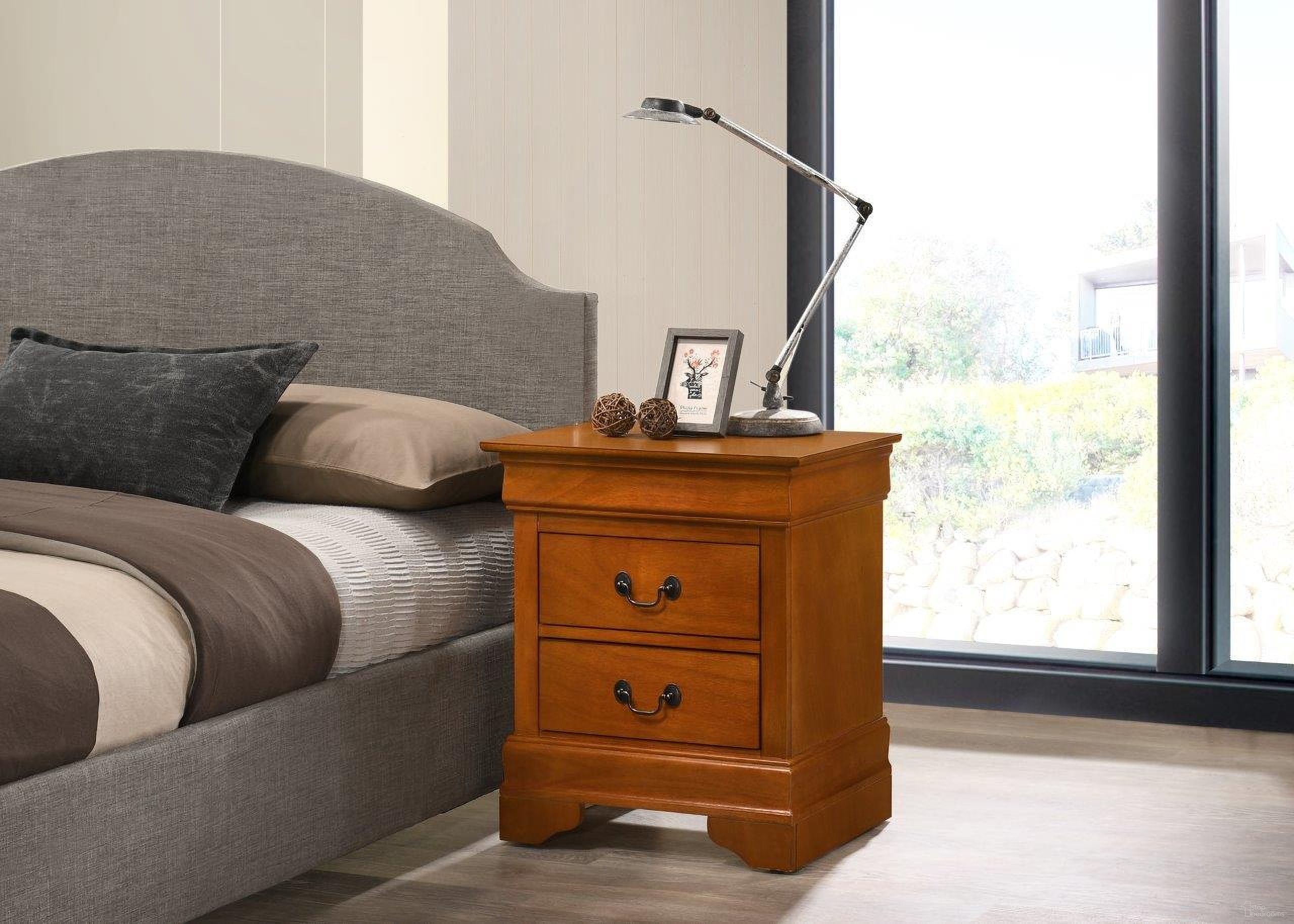 The appearance of Glory Furniture LouisPhillipe Nightstand, Oak designed by Glory in the modern / contemporary interior design. This oak piece of furniture was selected by 1StopBedrooms from Louis Philippe Collection to add a touch of cosiness and style into your home. Sku: G02160-N-Nightstand. Material: Wood.