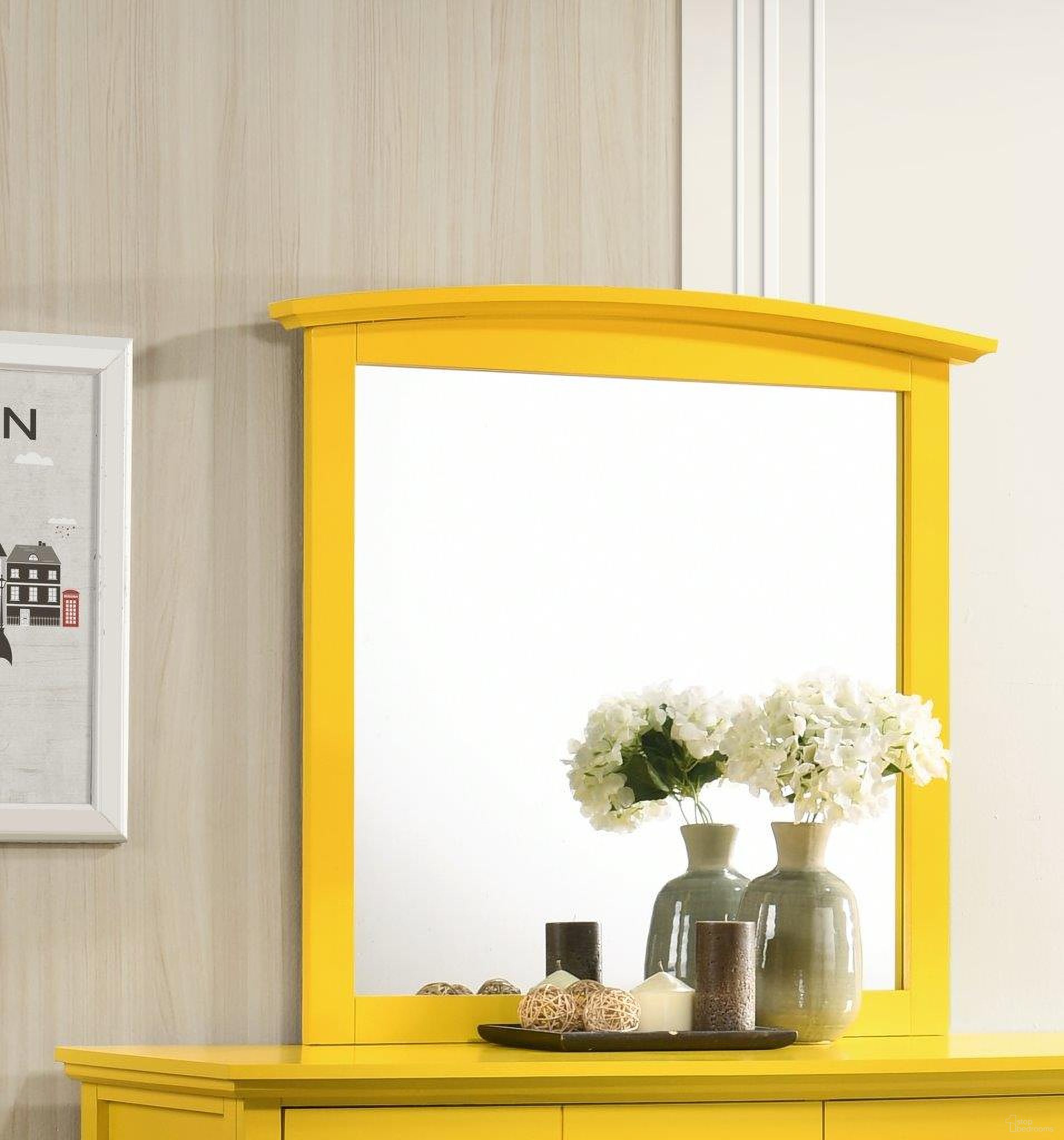 The appearance of Glory Furniture Hammond Mirror, Yellow designed by Glory in the modern / contemporary interior design. This yellow piece of furniture was selected by 1StopBedrooms from Hammond Collection to add a touch of cosiness and style into your home. Sku: G5402-M-Arched Dresser Mirror. Material: Wood.