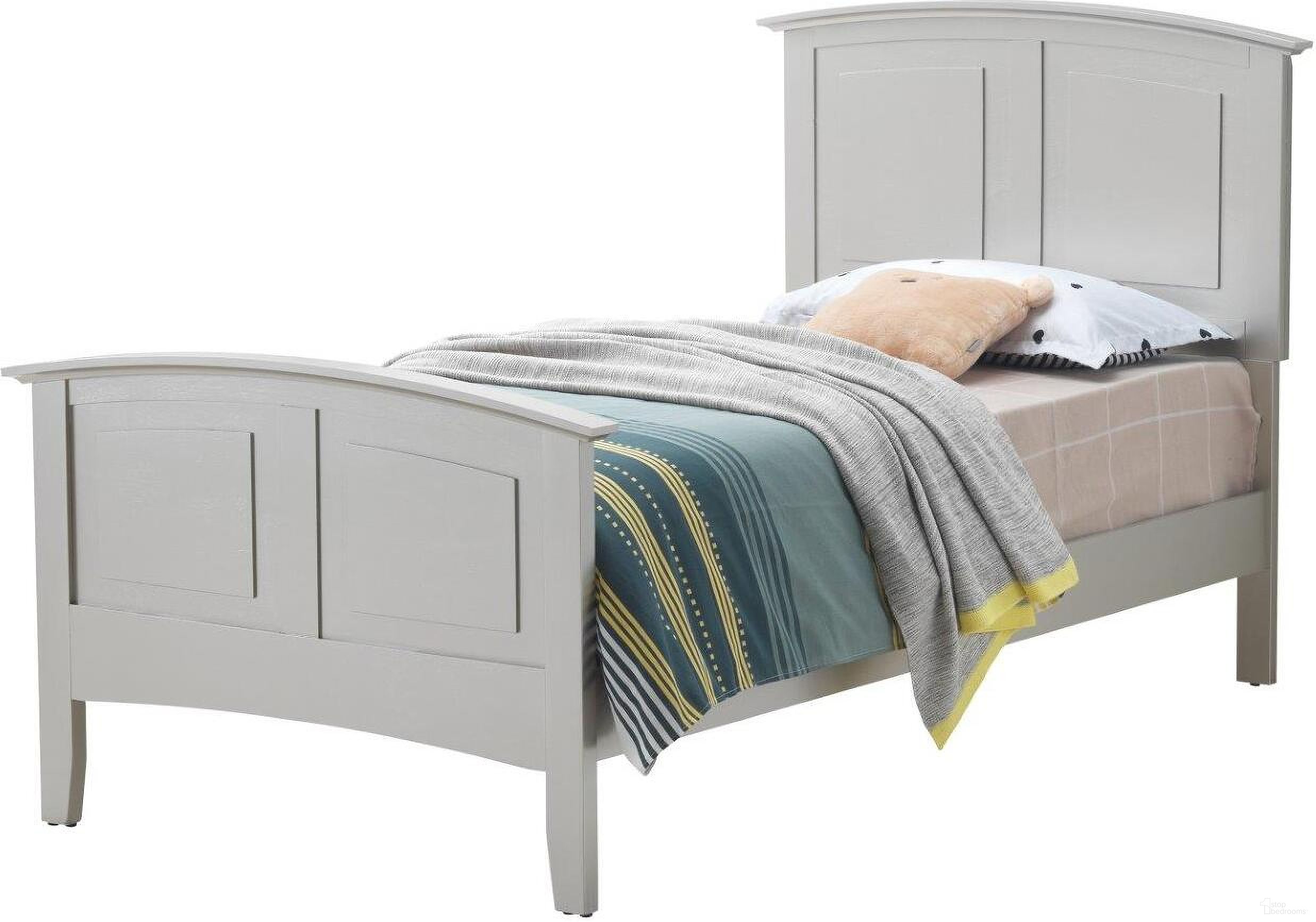 The appearance of Glory Furniture Hammond Twin Bed, Champagne designed by Glory in the transitional interior design. This champagne piece of furniture was selected by 1StopBedrooms from Hammond Collection to add a touch of cosiness and style into your home. Sku: G5403A-TB-Twin Bed Headboard & Footboard;G5403A-TB-Twin Bed Rails. Bed Type: Panel Bed. Material: Wood. Bed Size: Twin.