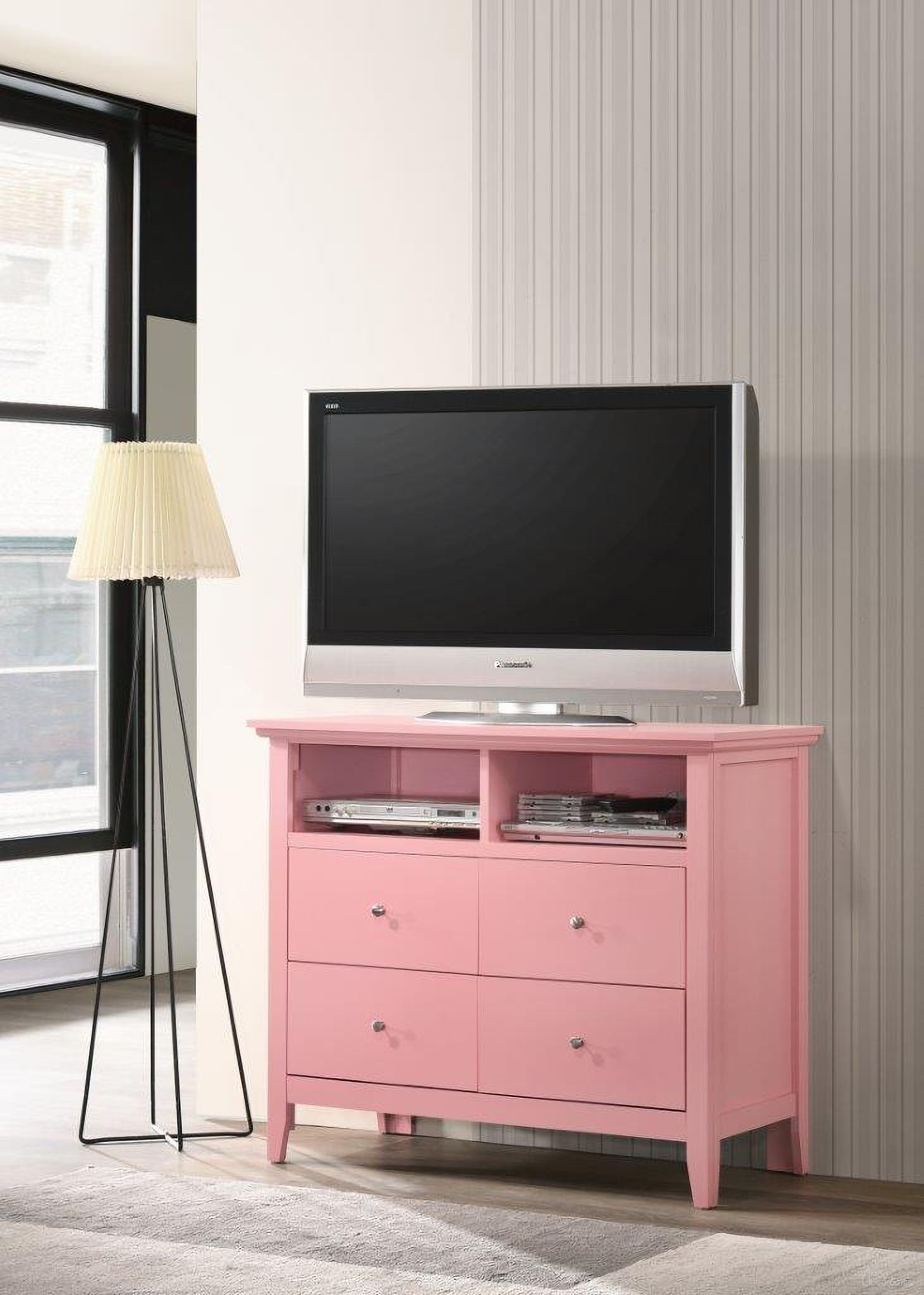 The appearance of Glory Furniture Hammond Media Chest, Pink designed by Glory in the transitional interior design. This pink piece of furniture was selected by 1StopBedrooms from Hammond Collection to add a touch of cosiness and style into your home. Sku: G5404-TV-4 Drawer Media Chest. Material: Wood.
