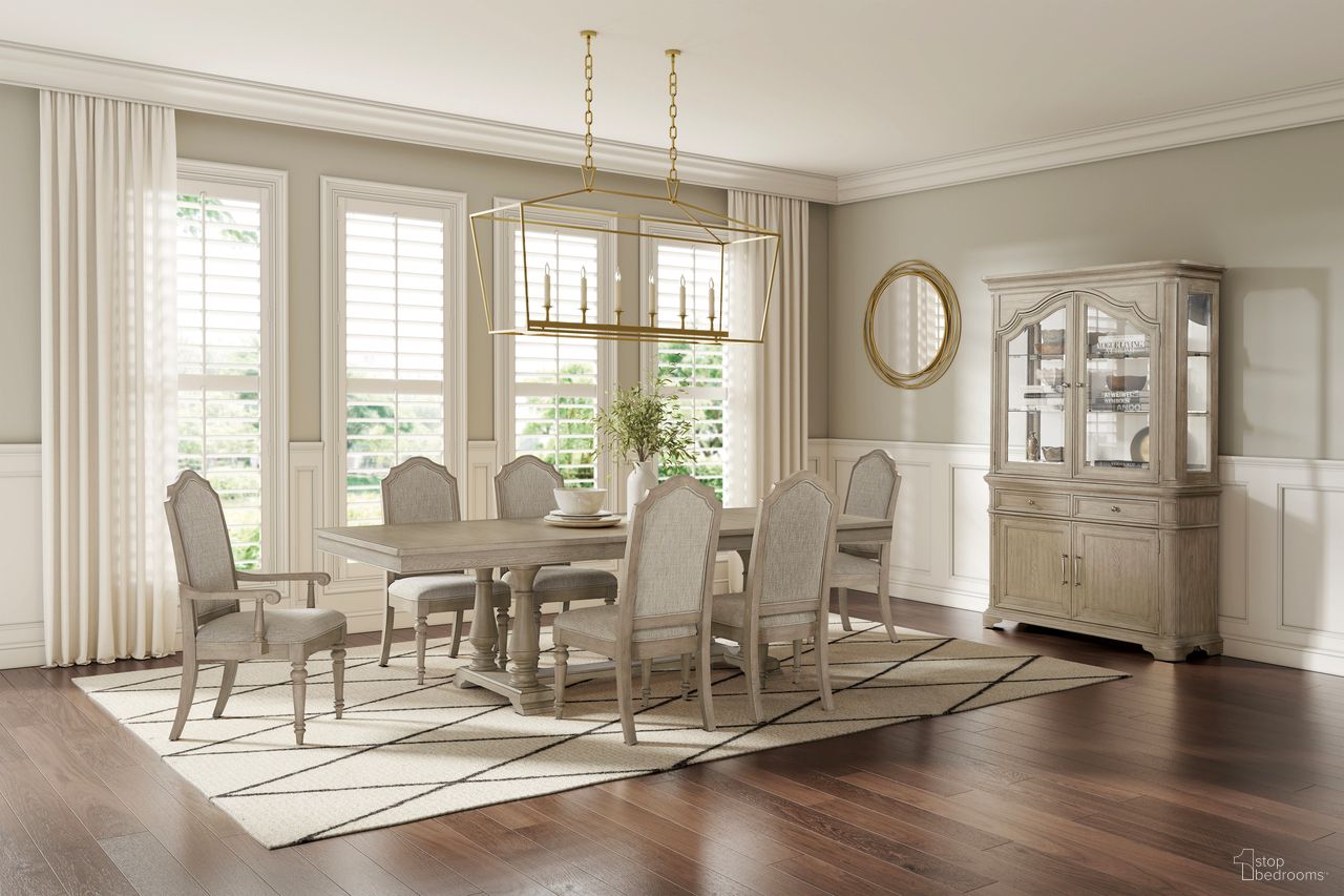 Abington Extendable Dining Room Set in Linville Oak