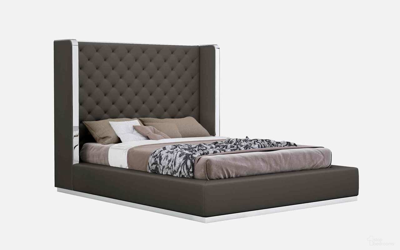 Abrazo Queen Bed In Dark Grey