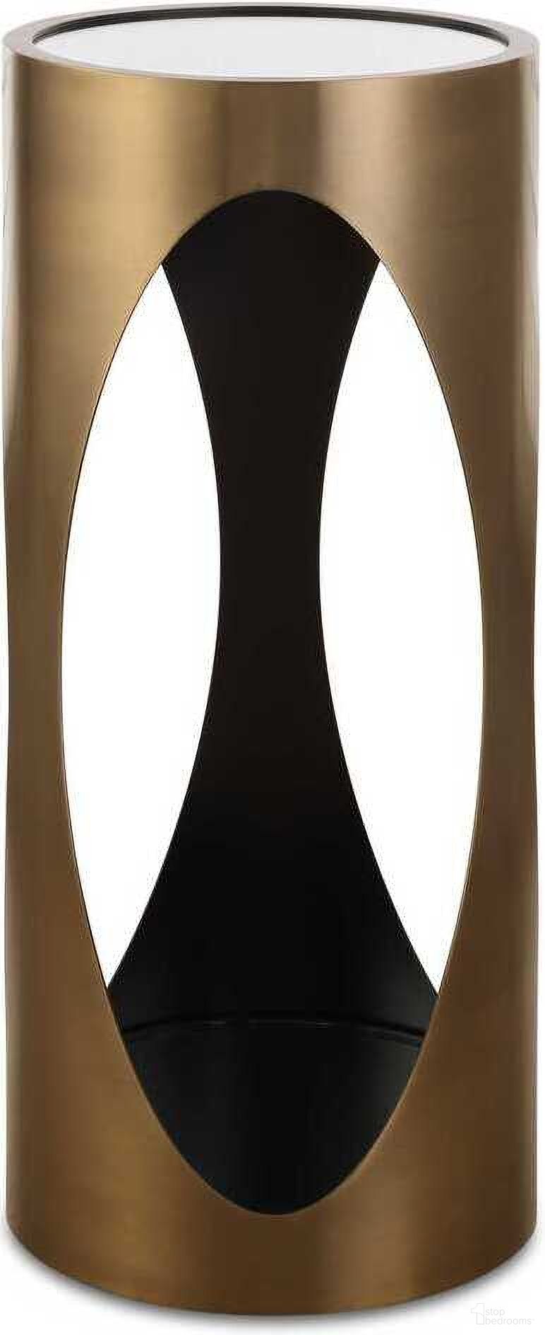 The appearance of Achilles Brass Drink Table In Brass designed by Uttermost in the modern / contemporary interior design. This brass piece of furniture  was selected by 1StopBedrooms from Achilles Collection to add a touch of cosiness and style into your home. Sku: 24905. Material: Iron.