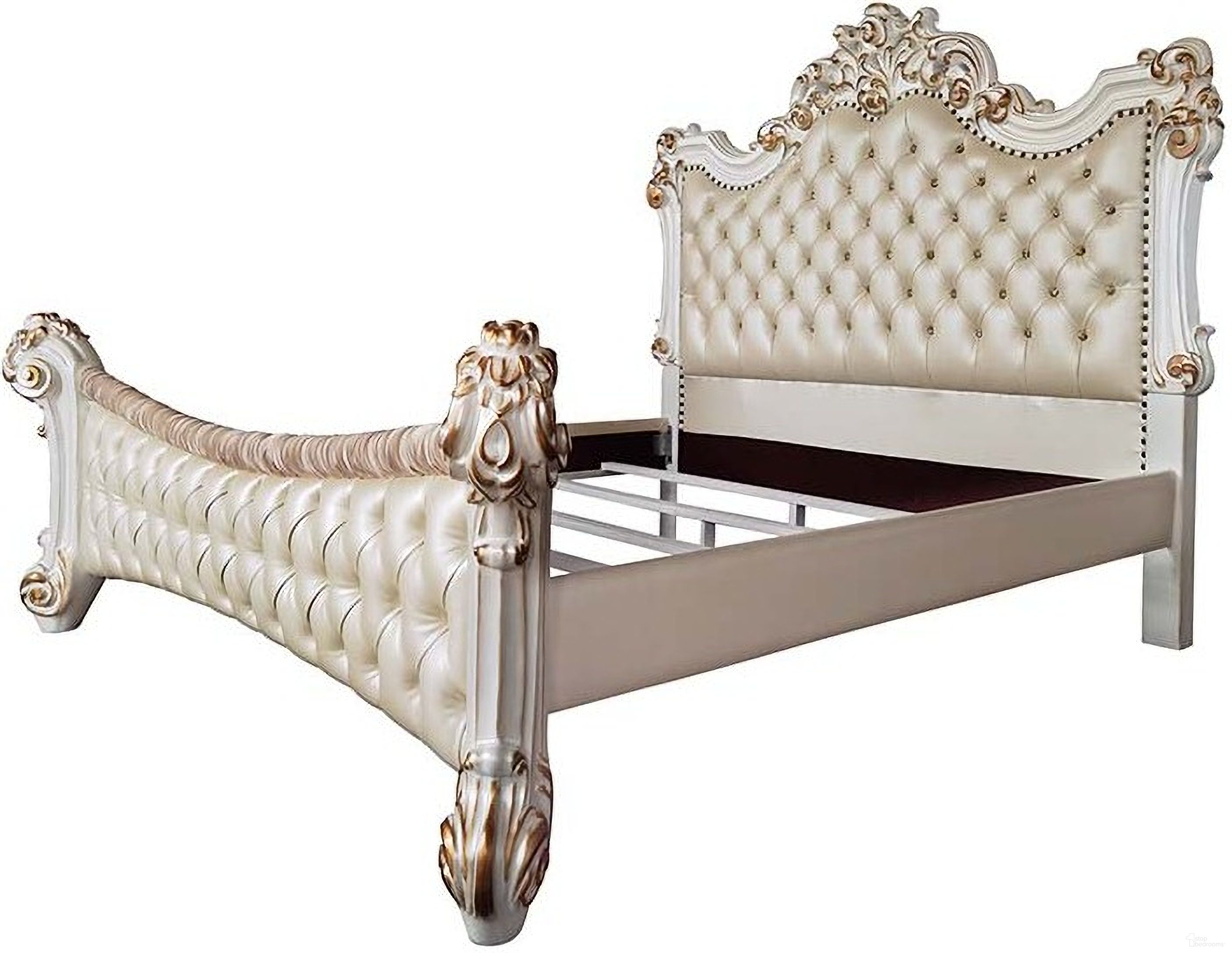 The appearance of Acme Vendom Queen Bed In Antique Pearl Finish designed by ACME in the transitional interior design. This antique pearl piece of furniture  was selected by 1StopBedrooms from Vendome Collection to add a touch of cosiness and style into your home. Sku: BD01339Q1;BD01339Q2;BD01339Q3. Bed Type: Panel Bed. Material: Wood. Bed Size: Queen.
