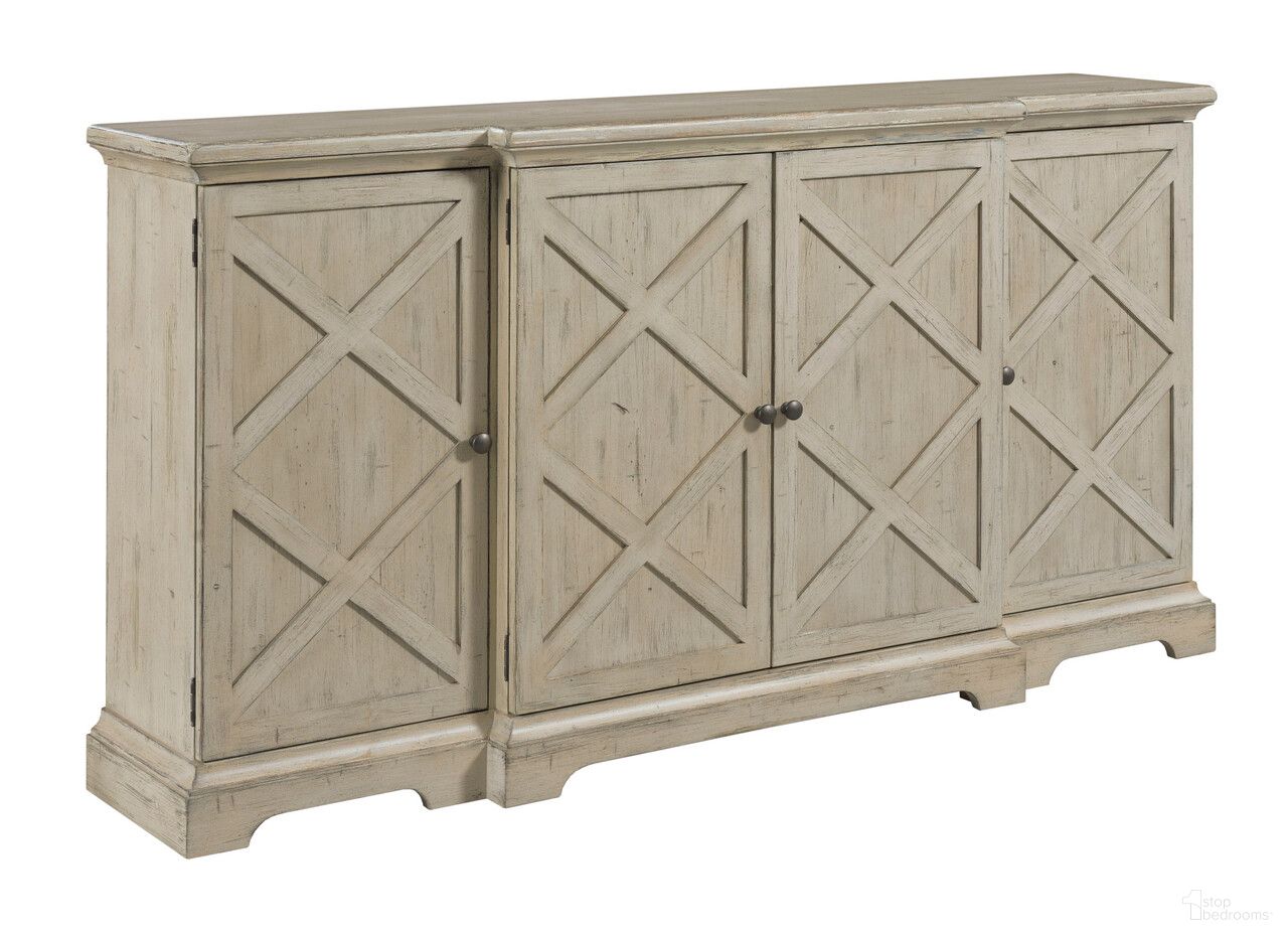 The appearance of Perkins Accent Chest In Cameo designed by Kincaid in the transitional interior design. This cameo piece of furniture  was selected by 1StopBedrooms from Acquisitions Collection to add a touch of cosiness and style into your home. Sku: 111-1401. Material: Solid Wood.