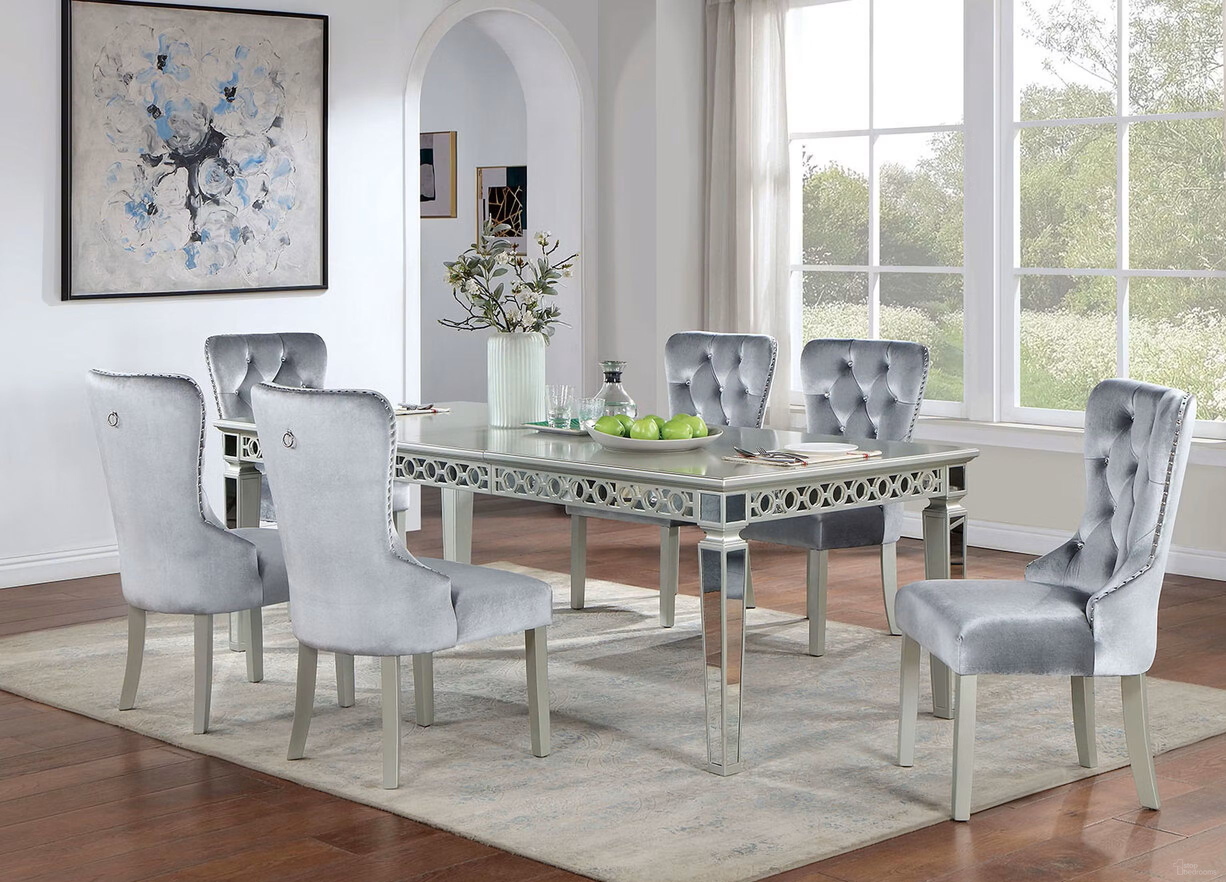 Adalia Dining Room Set In Silver