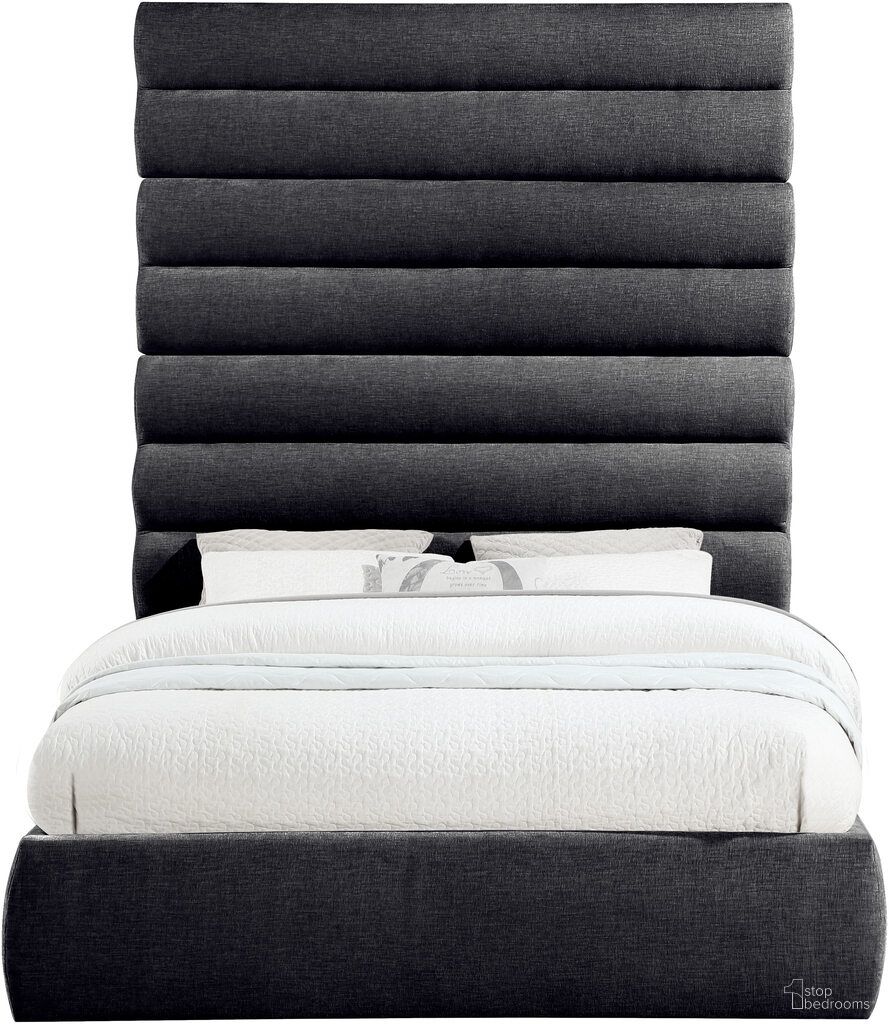 Adam Chenille Fabric Queen Bed In Black