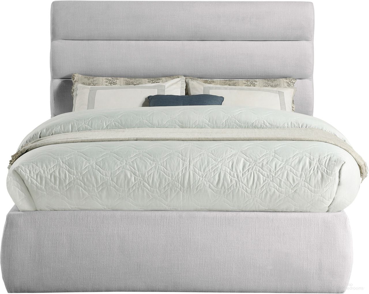 The appearance of Adam Linen Textured Fabric Full Bed In Grey Linen designed by Meridian in the modern / contemporary interior design. This grey linen piece of furniture was selected by 1StopBedrooms from Adam Collection to add a touch of cosiness and style into your home. Sku: B1255Grey-F Box 1/2 (Headboard);B1255Grey-F Box 2/2 (Footboard / Rails / Slats). Bed Type: Panel Bed. Bed Size: Full. Material: Linen.