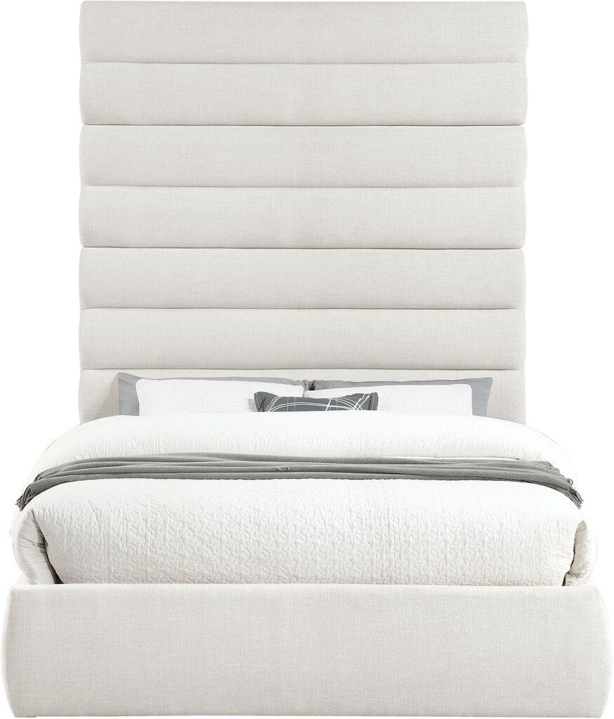 Adam Linen Textured Fabric Queen Bed In Cream Linen