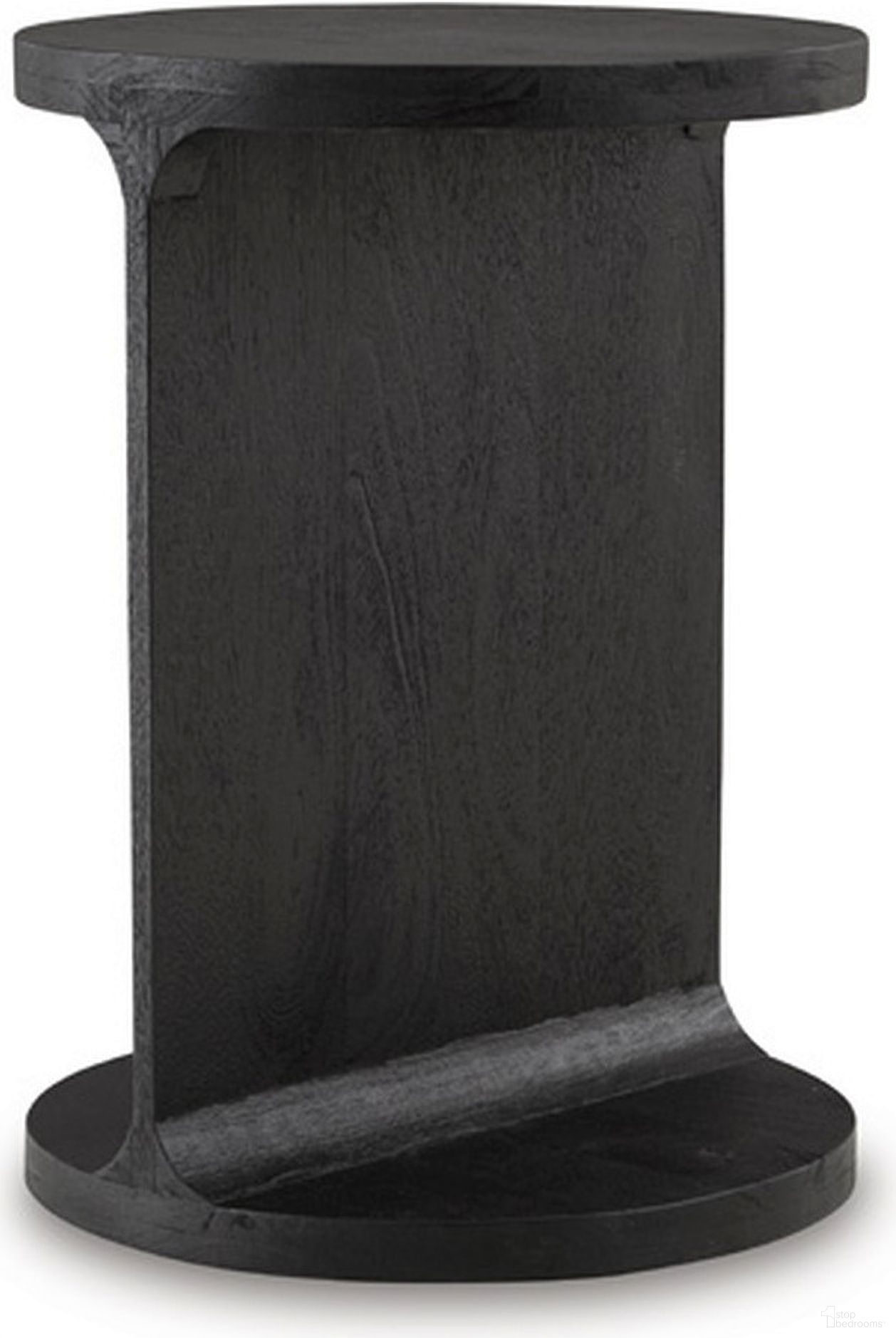 The appearance of Adderley Accent Table In Black designed by Signature Design by Ashley in the modern / contemporary interior design. This black piece of furniture was selected by 1StopBedrooms from Adderley Collection to add a touch of cosiness and style into your home. Sku: A4000600. Material: Wood.